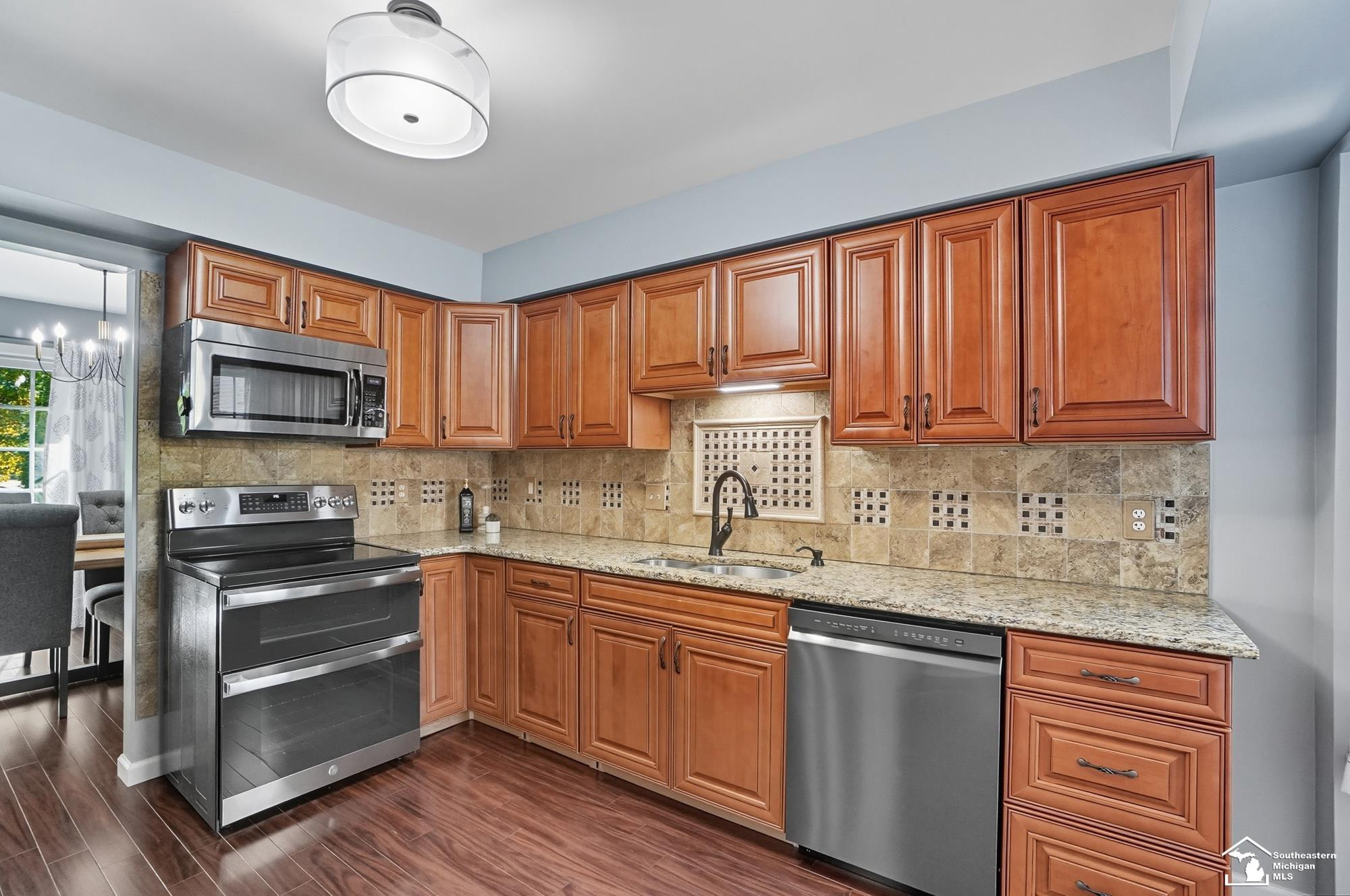15774 Golfview Boulevard, Riverview, MI 48193 — Photo 17