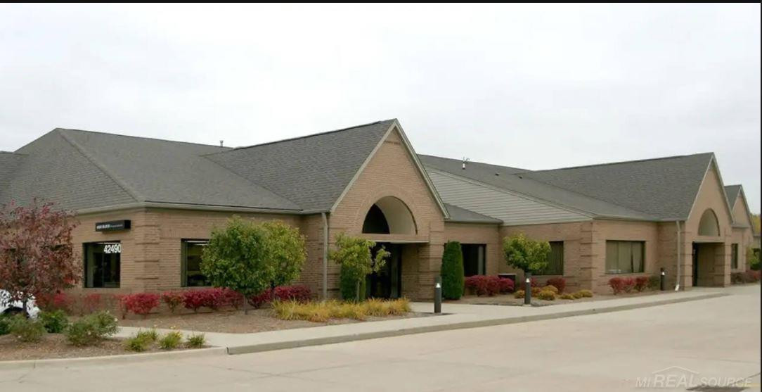 42550 Garfield Road, Clinton Twp, MI 48038
