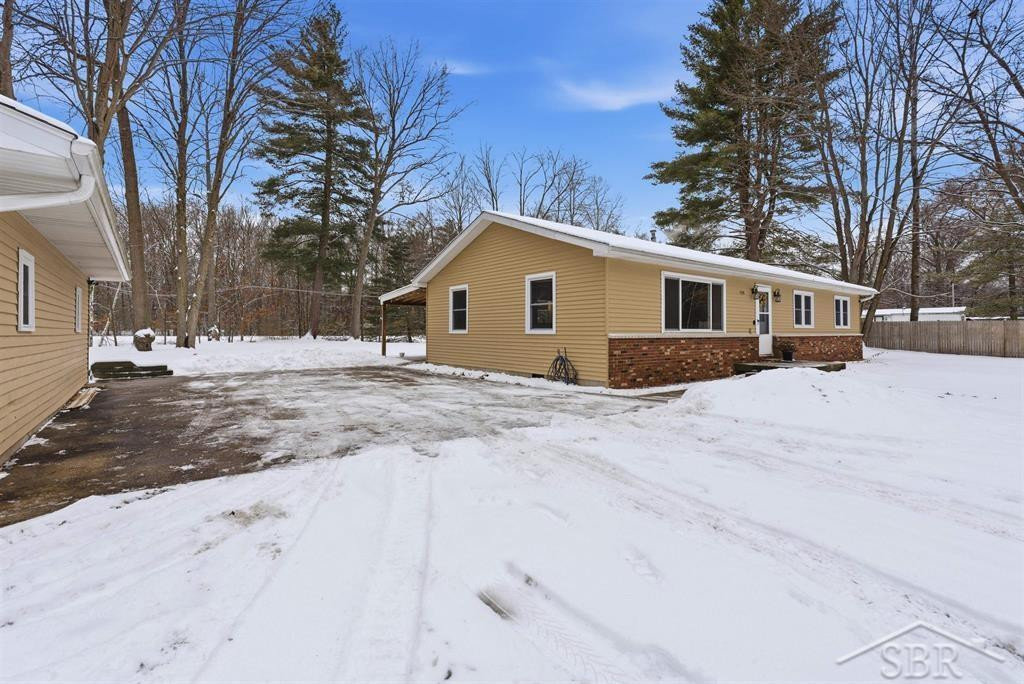 4159 N Maple Crest Drive, Sanford, MI 48657 — Photo 5