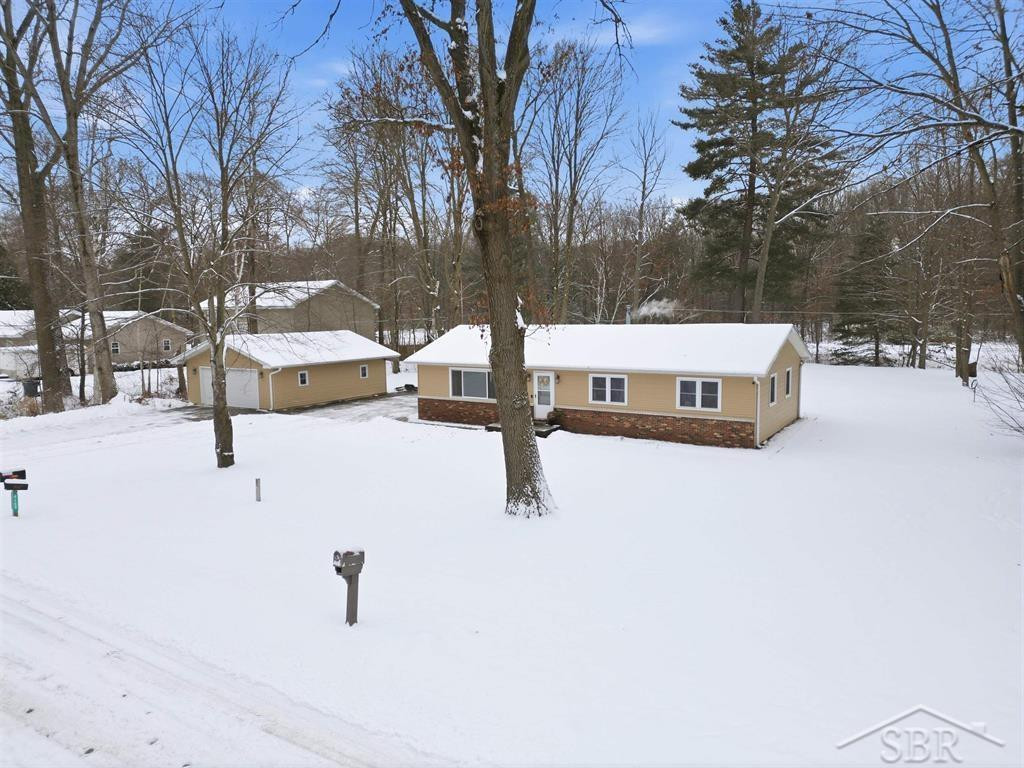 4159 N Maple Crest Drive, Sanford, MI 48657 — Photo 7