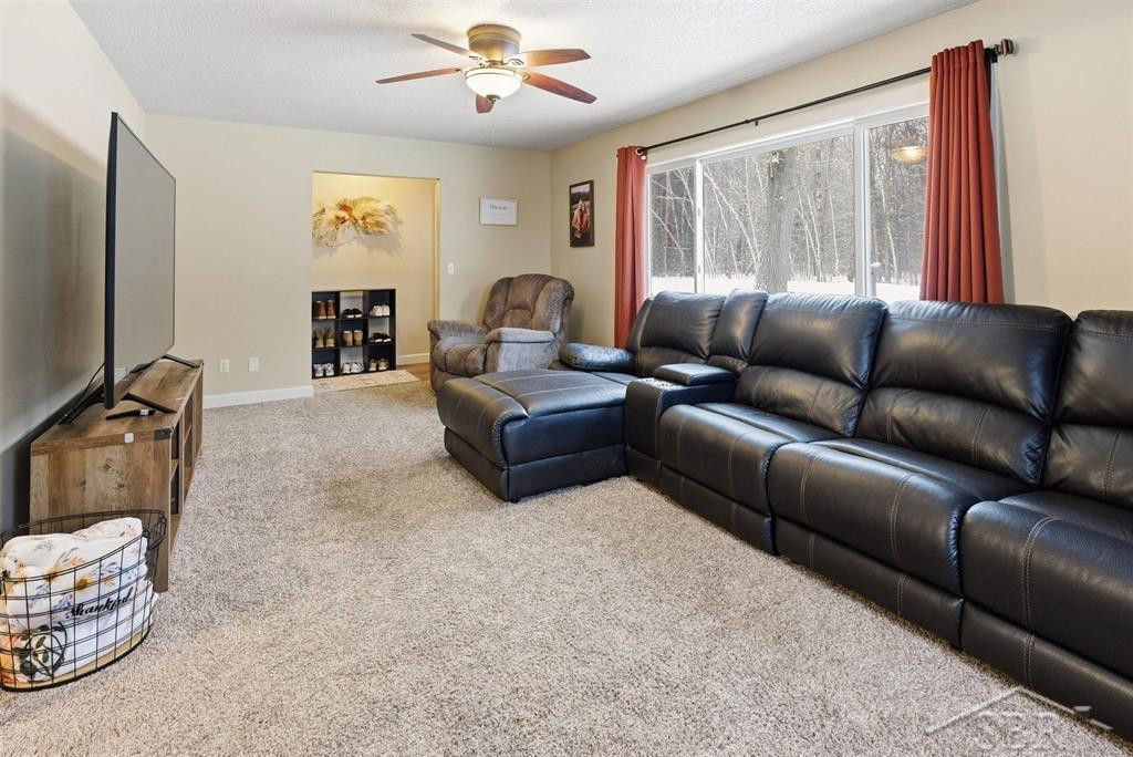 4159 N Maple Crest Drive, Sanford, MI 48657 — Photo 8