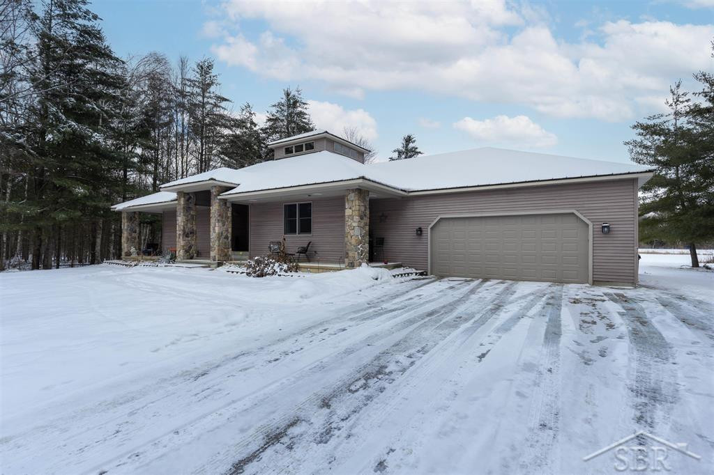 3596 Traxler Drive, Beaverton, MI 48612 — Photo 2