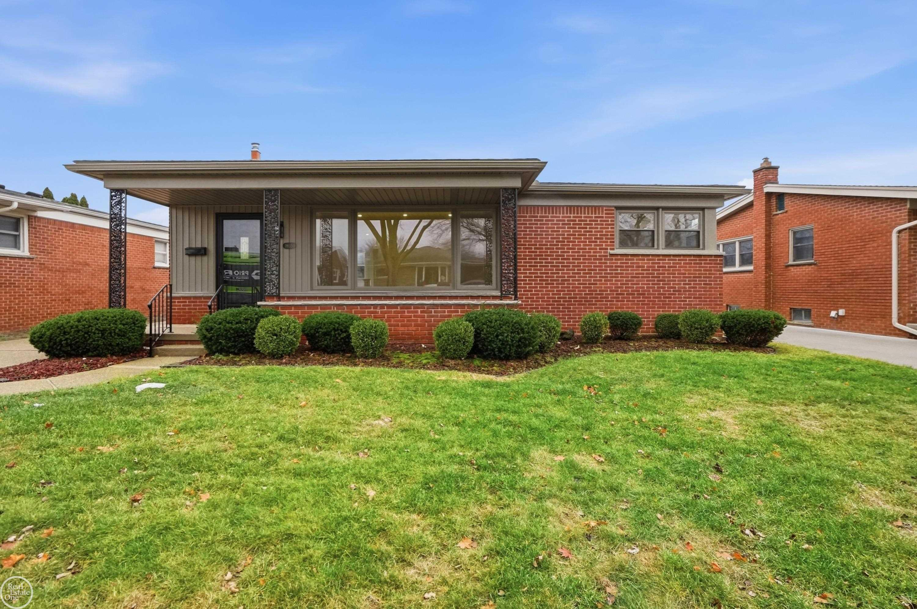 18050 Winsome Street, Fraser, MI 48026 — front exterior