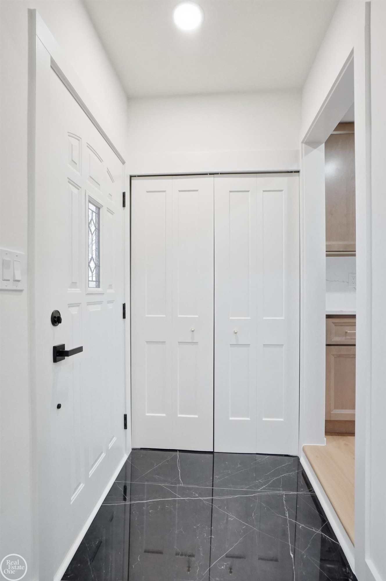 18050 Winsome Street, Fraser, MI 48026 — Photo 3