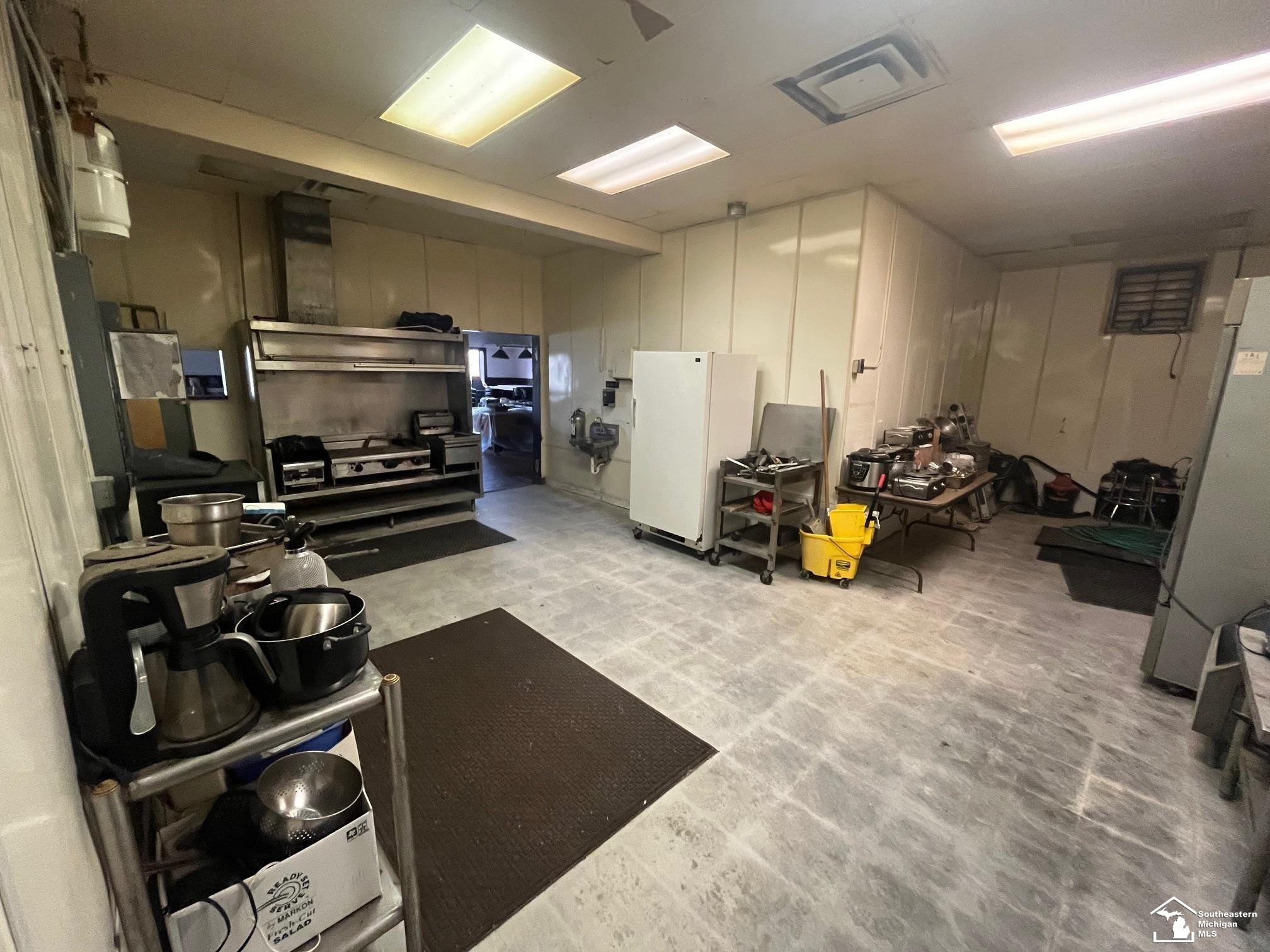1090 N Dixie Highway, Monroe, MI 48162 — Photo 9