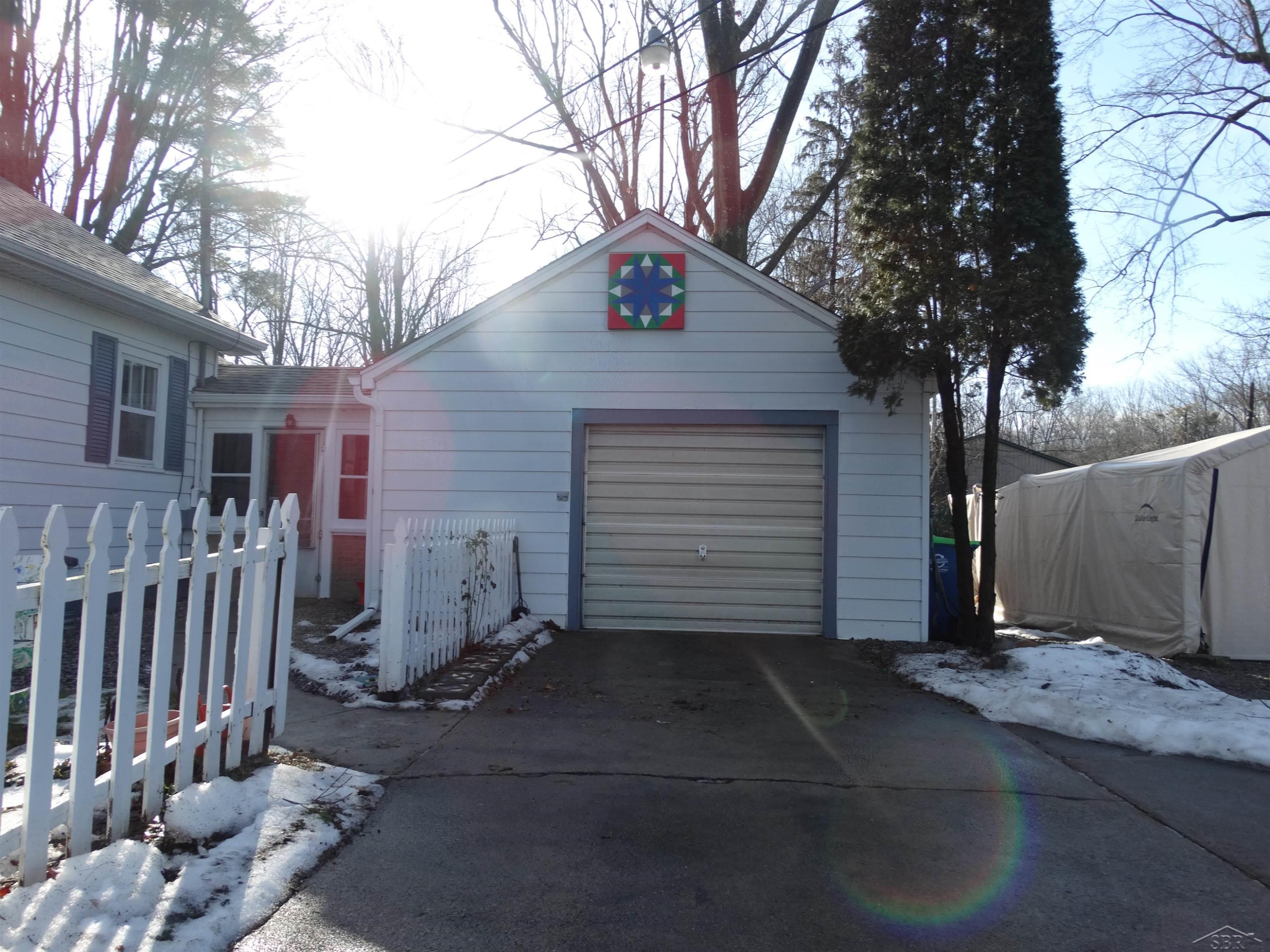 4616 King Road, Saginaw, MI 48601 — Photo 3