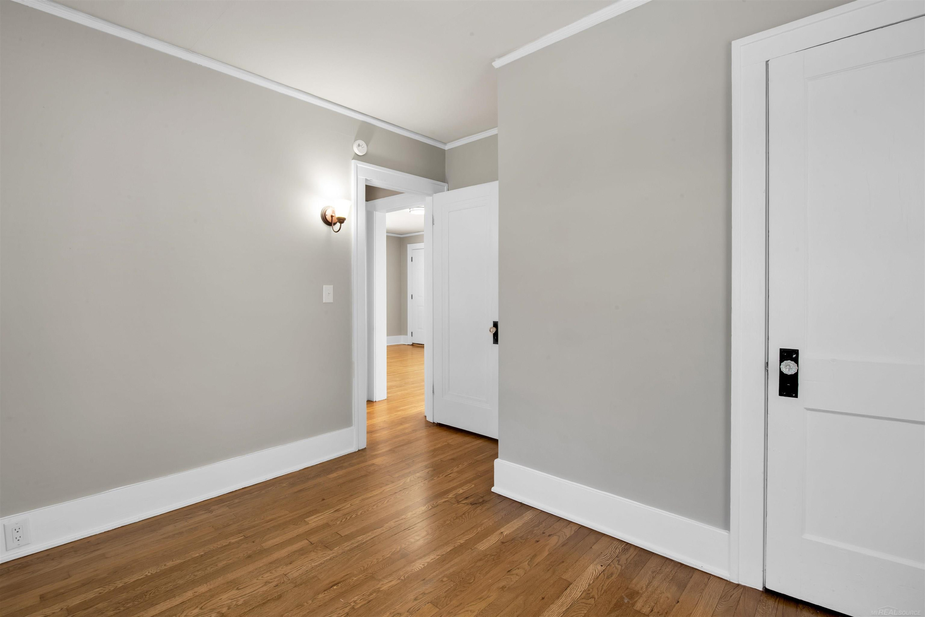 429 Linden Avenue, Royal Oak, MI 48073 — Photo 11