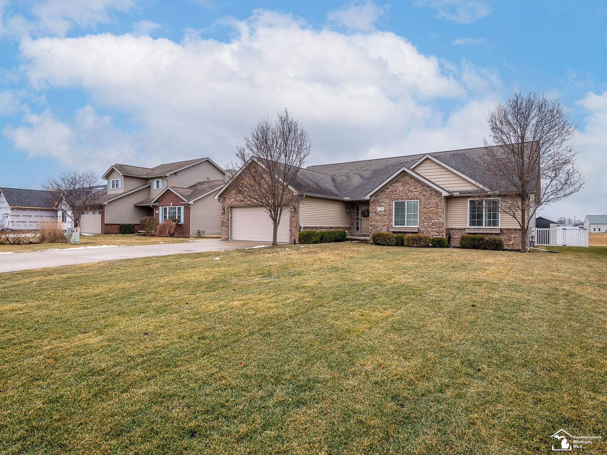 778 E Sweet Briar Lane, Monroe, MI 48161 — Photo 3