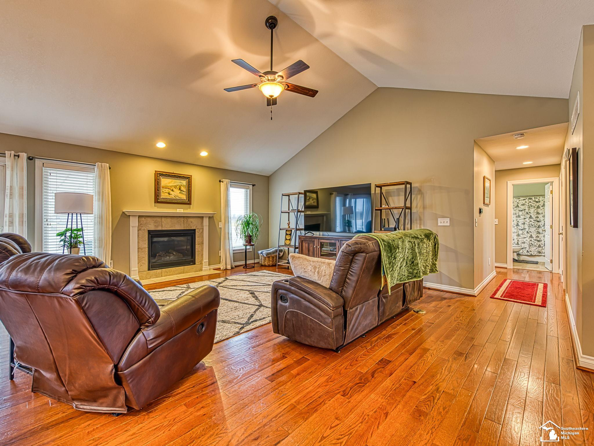 778 E Sweet Briar Lane, Monroe, MI 48161 — Photo 8
