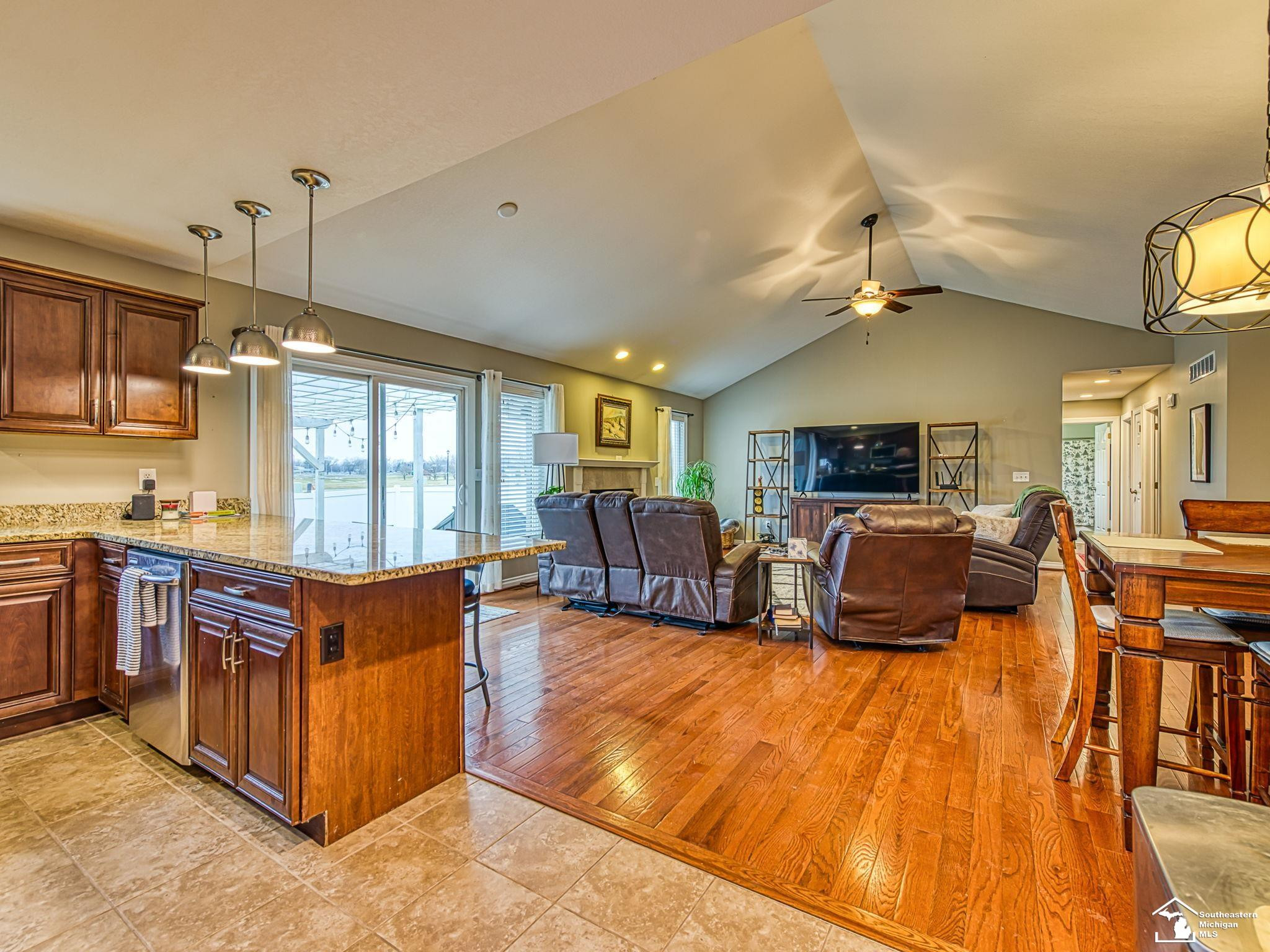 778 E Sweet Briar Lane, Monroe, MI 48161 — Photo 13
