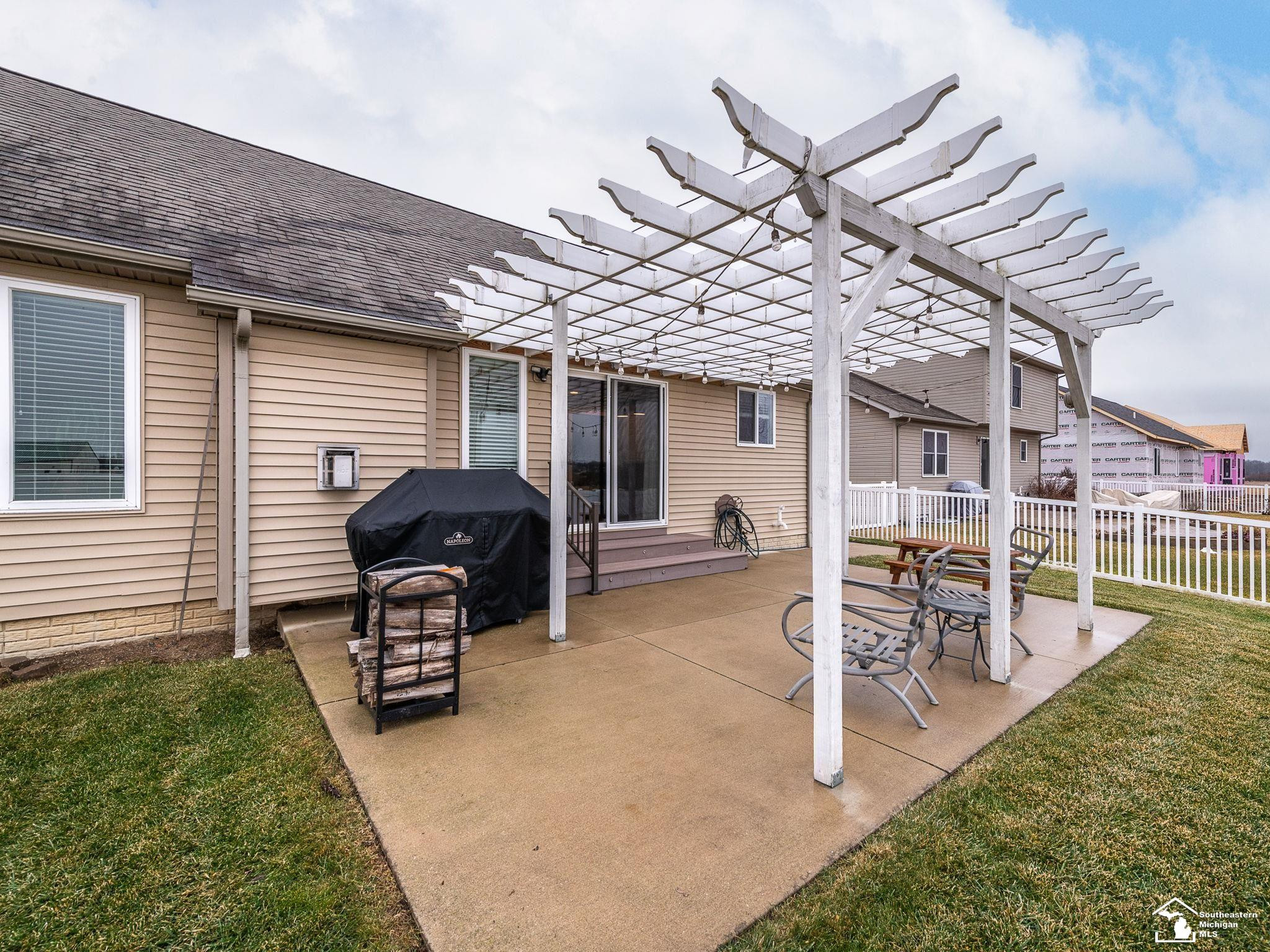 778 E Sweet Briar Lane, Monroe, MI 48161 — Photo 30