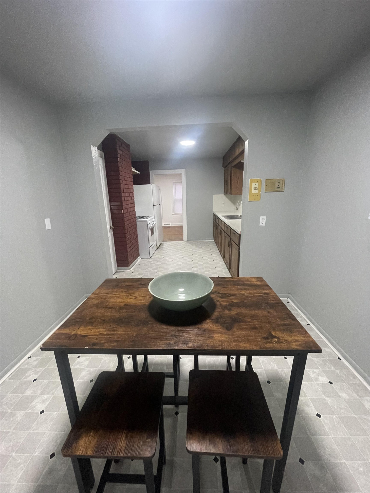 605 E Baltimore Boulevard, Flint, MI 48505 — Photo 8