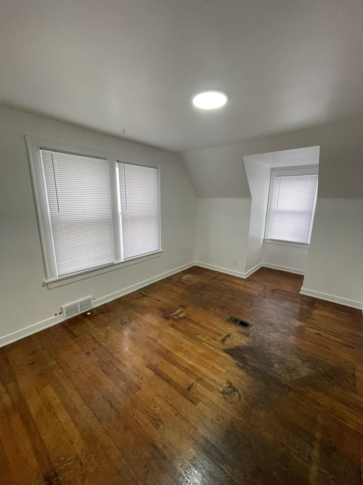 605 E Baltimore Boulevard, Flint, MI 48505 — Photo 12