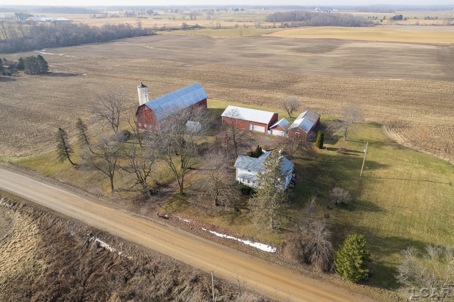 3550 Townline Highway, Adrian, MI 49221 — front exterior