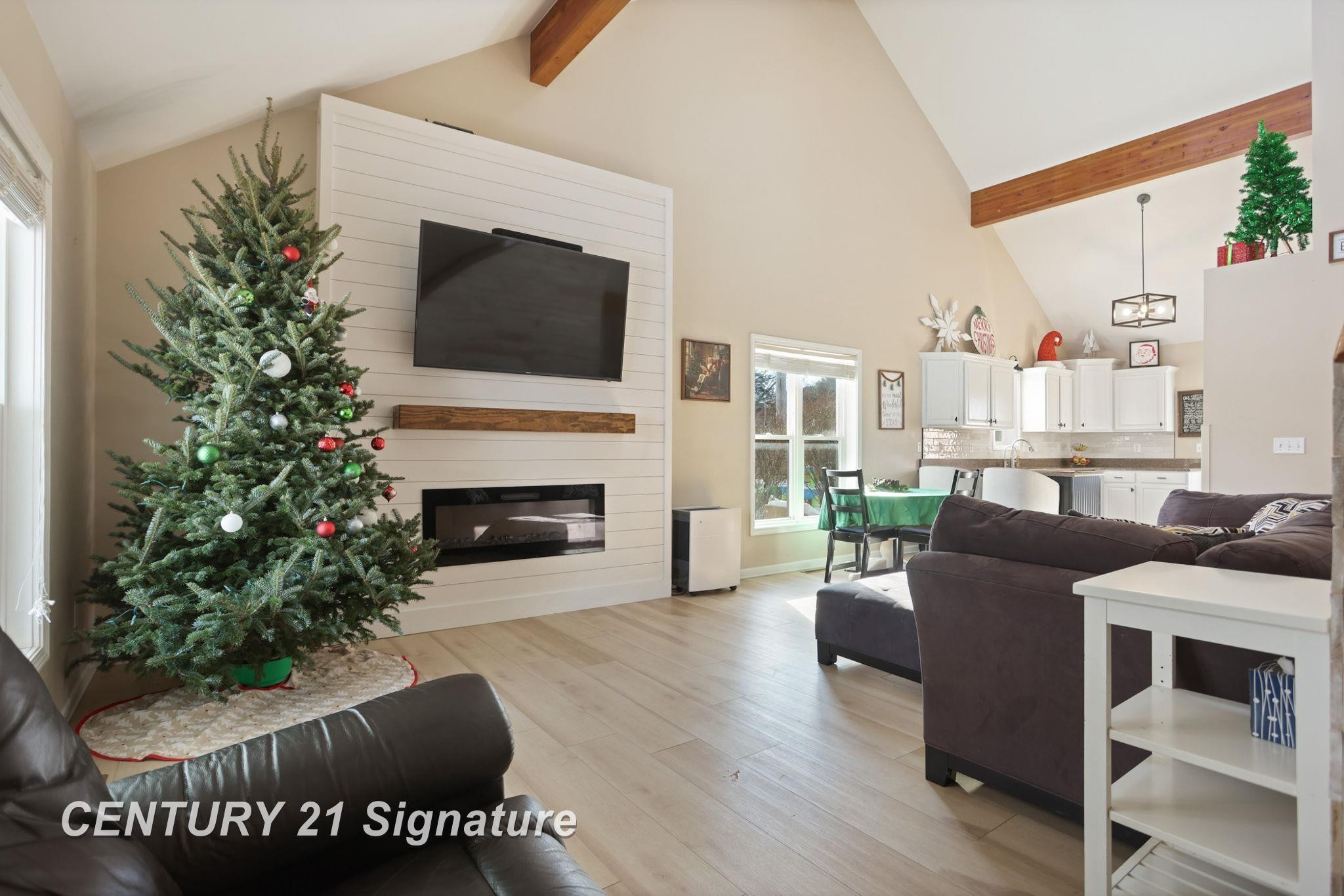 8183 N River Road, Freeland, MI 48623 — Photo 6