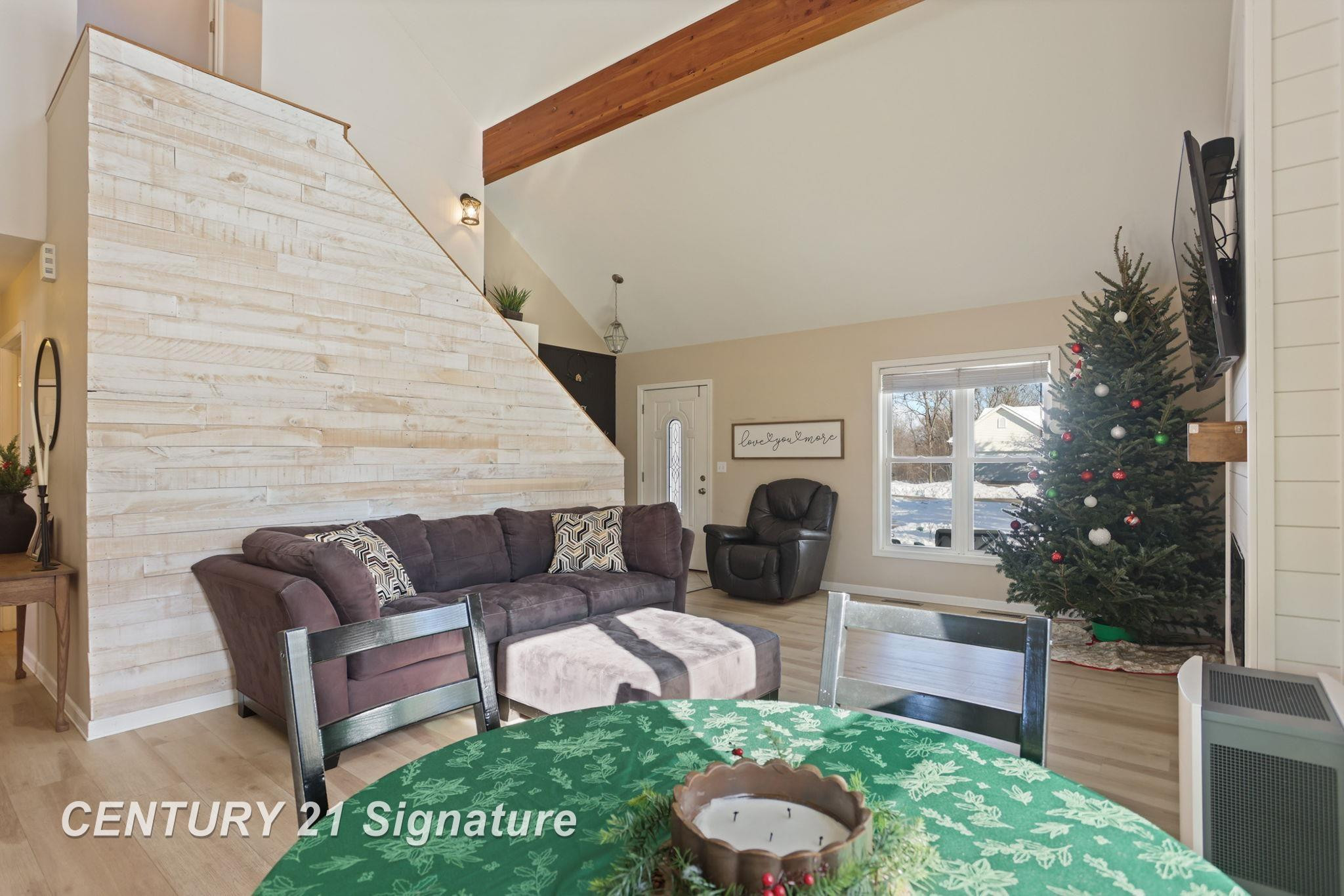 8183 N River Road, Freeland, MI 48623 — Photo 7