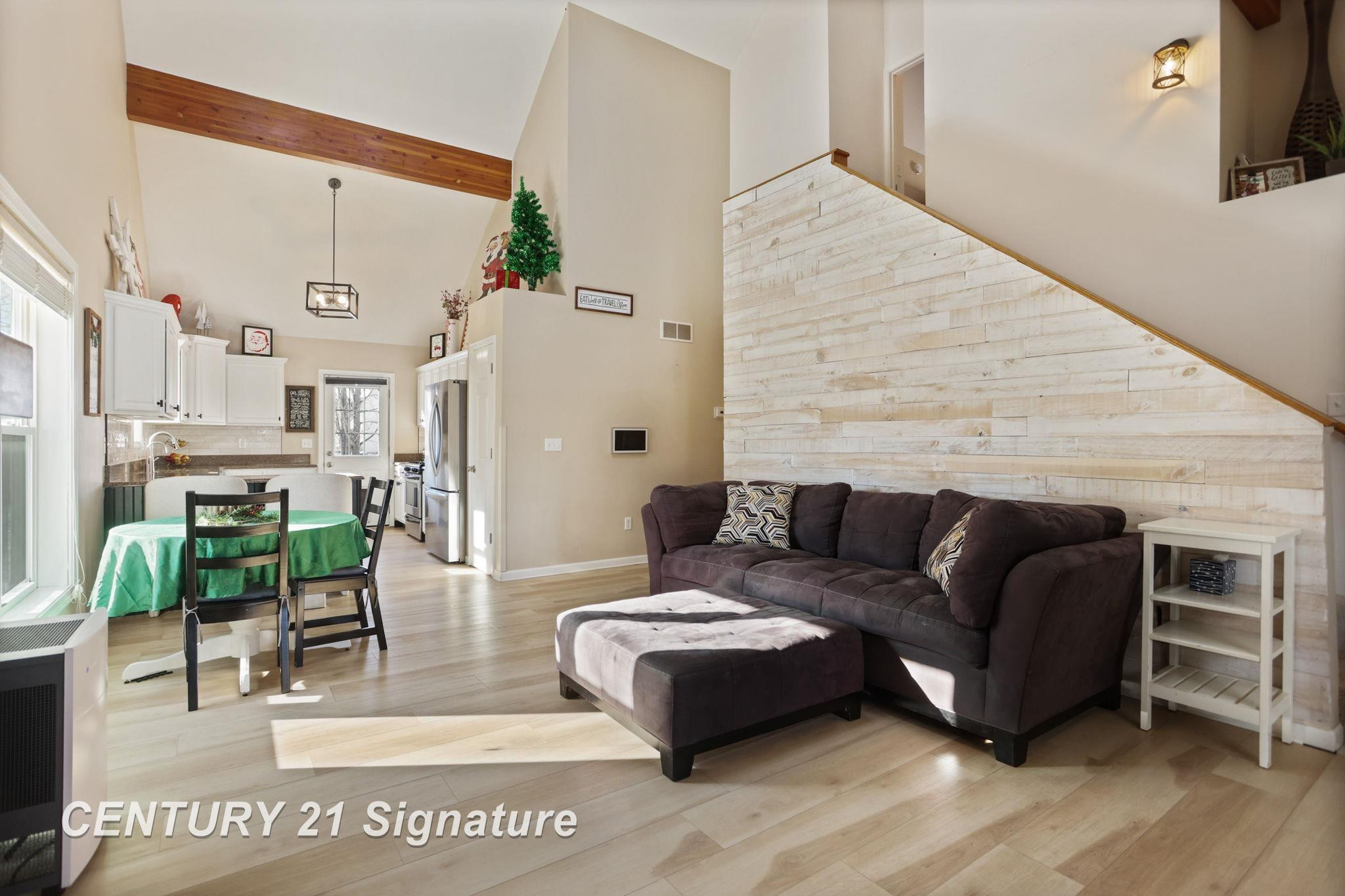 8183 N River Road, Freeland, MI 48623 — Photo 9