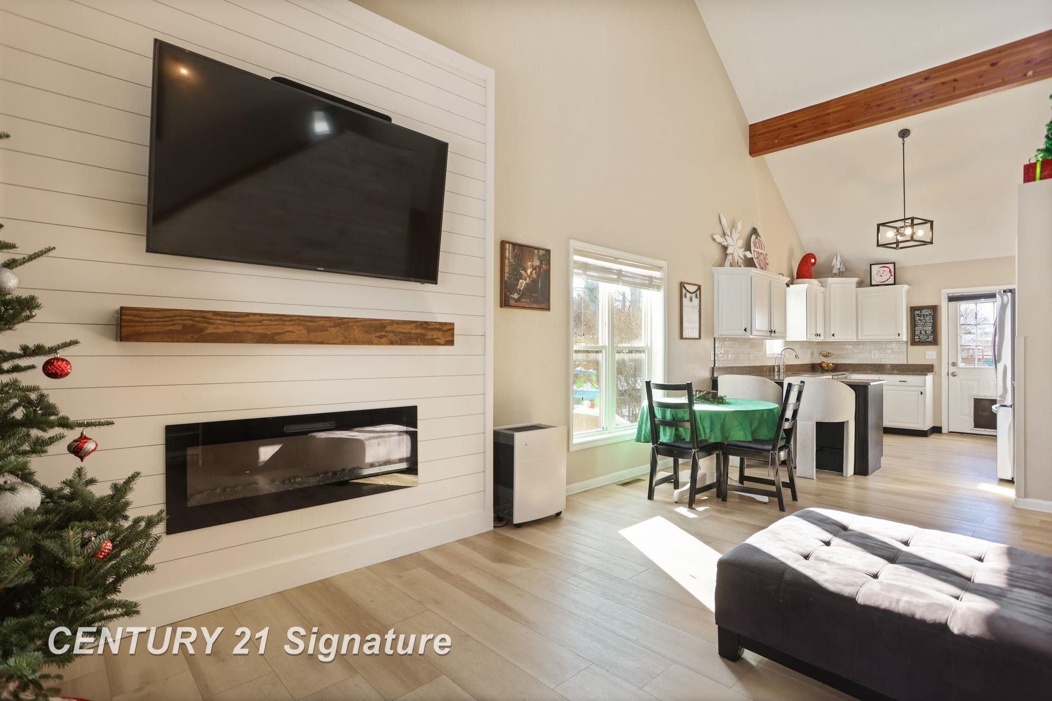 8183 N River Road, Freeland, MI 48623 — Photo 11