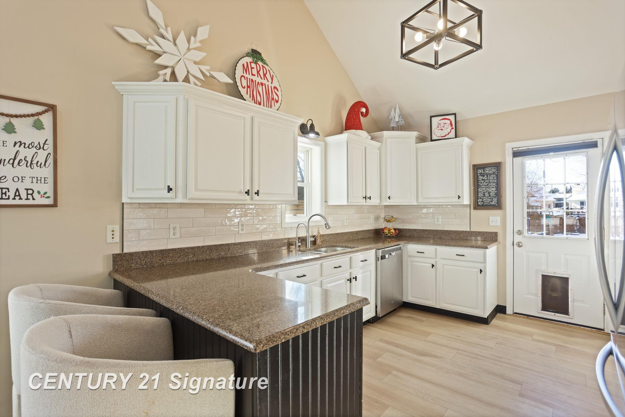 8183 N River Road, Freeland, MI 48623 — Photo 14