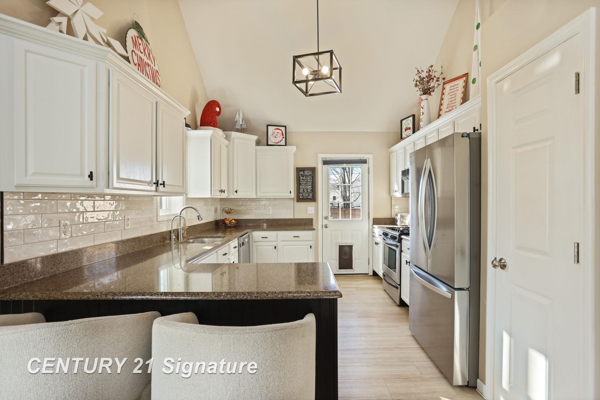 8183 N River Road, Freeland, MI 48623 — Photo 15