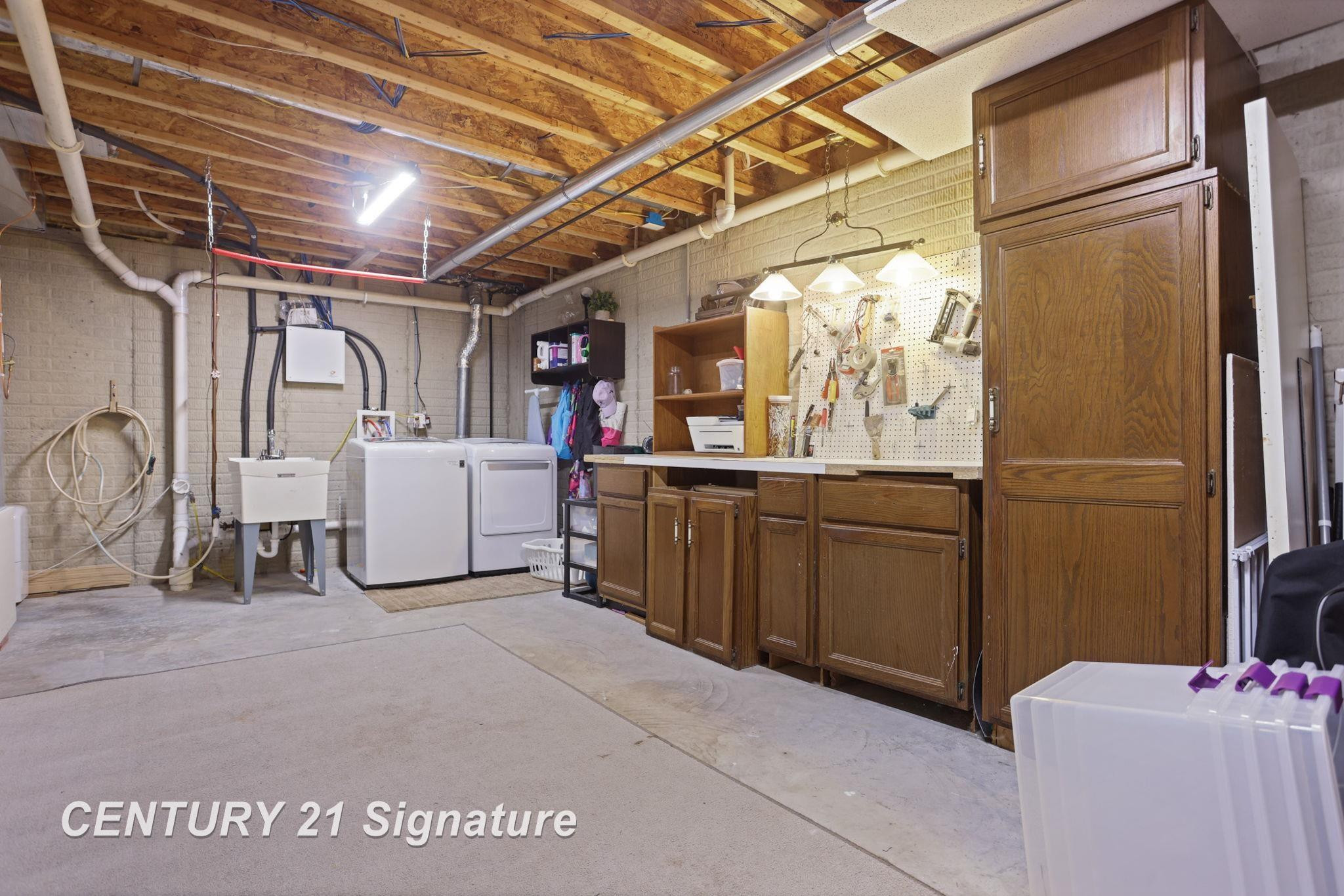 8183 N River Road, Freeland, MI 48623 — Photo 33