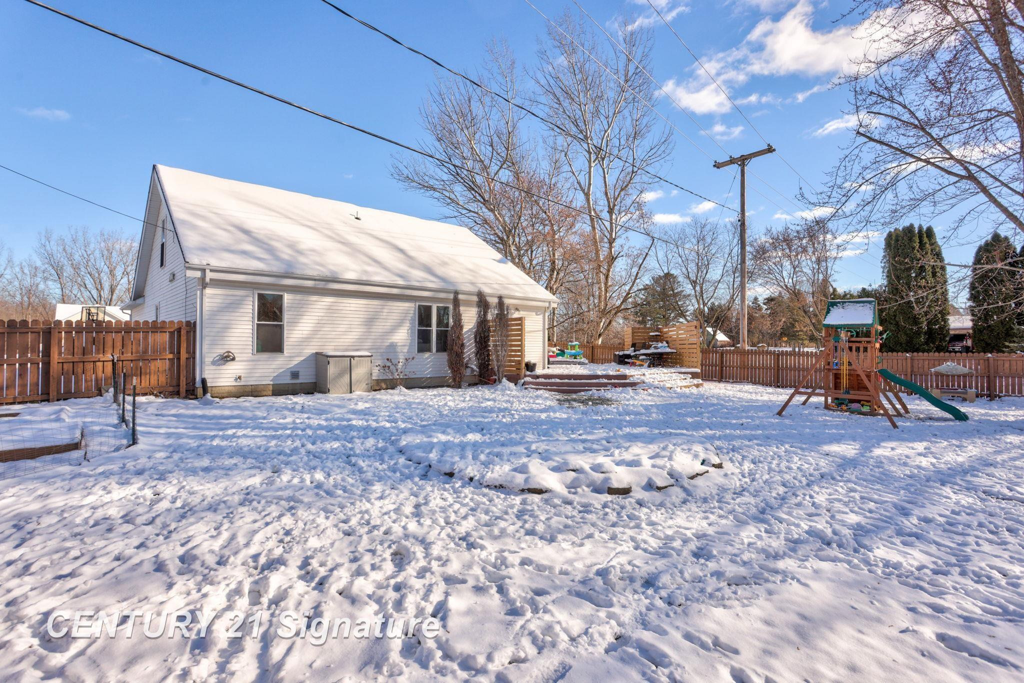 8183 N River Road, Freeland, MI 48623 — Photo 35