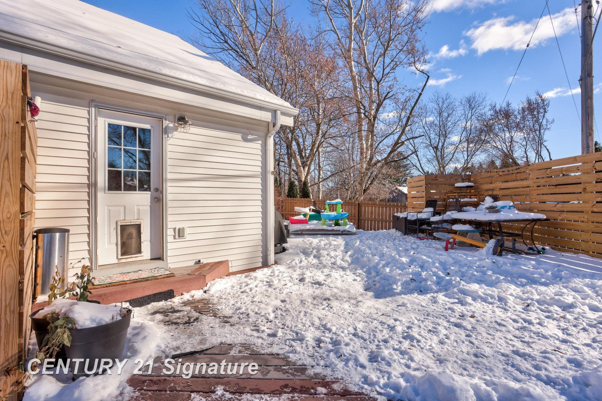 8183 N River Road, Freeland, MI 48623 — Photo 36
