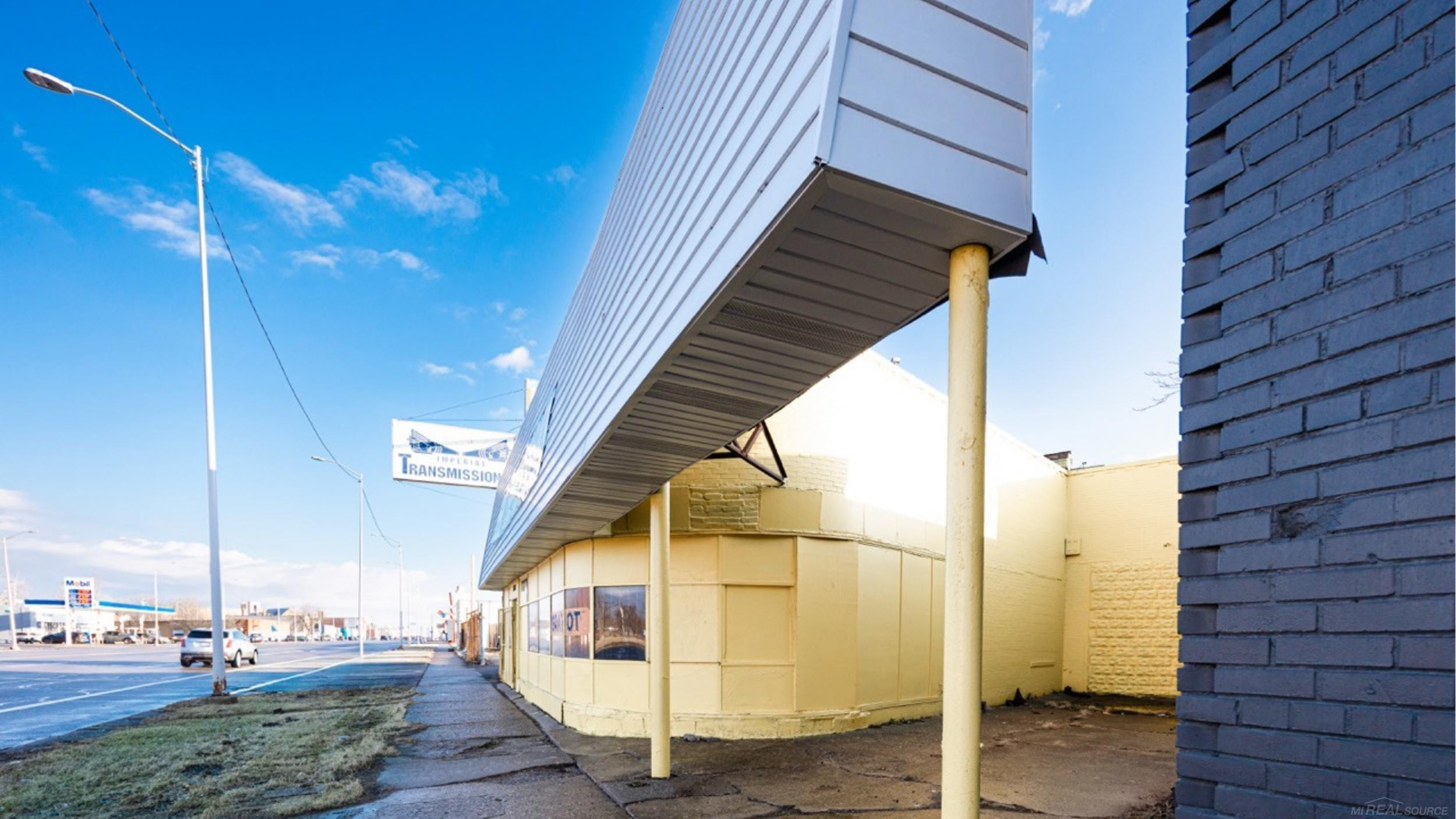 13118 Gratiot Avenue - Photo 4