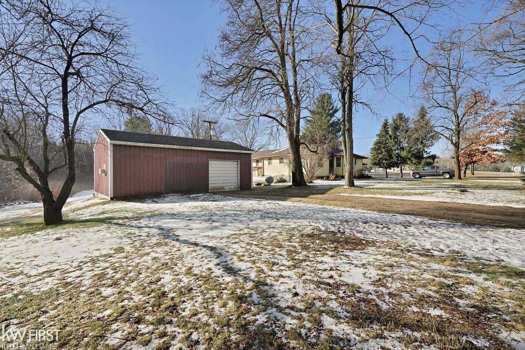 5727 Stanley Road, Columbiaville, MI 48421 — Photo 25