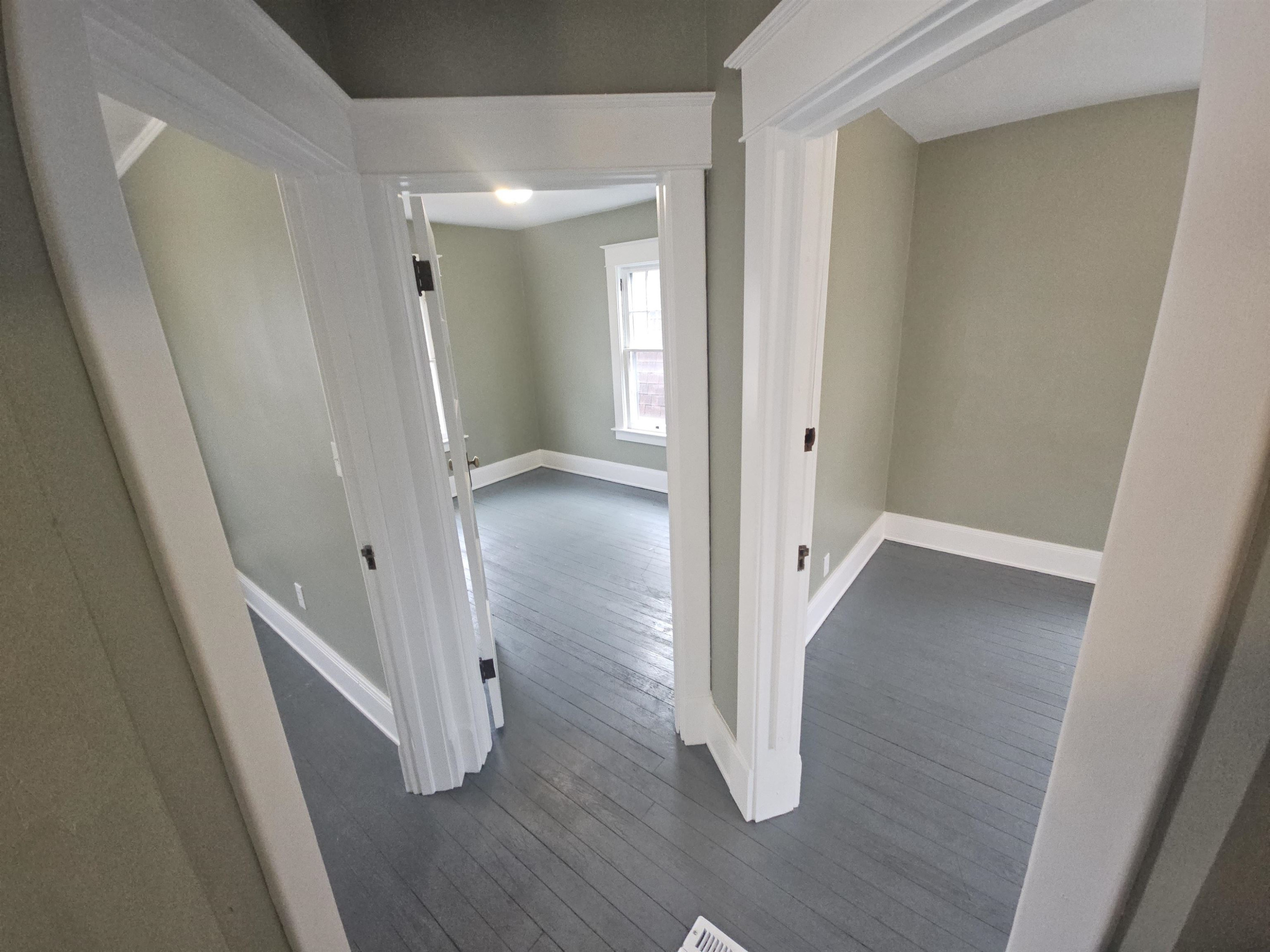 511 N Grant Street, Bay City, MI 48708 — Photo 7