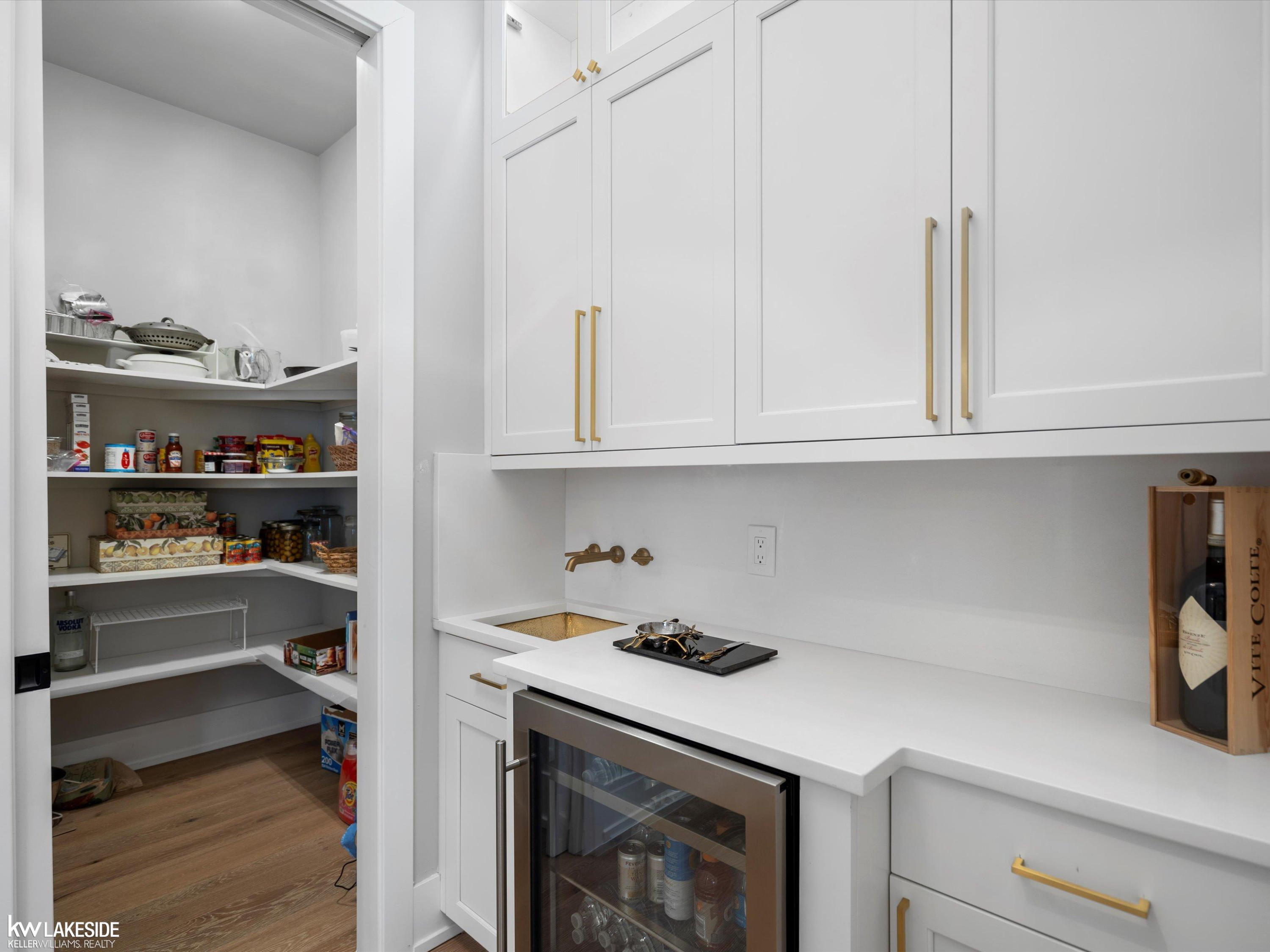 5769 Cotswold Drive, MI, 00000