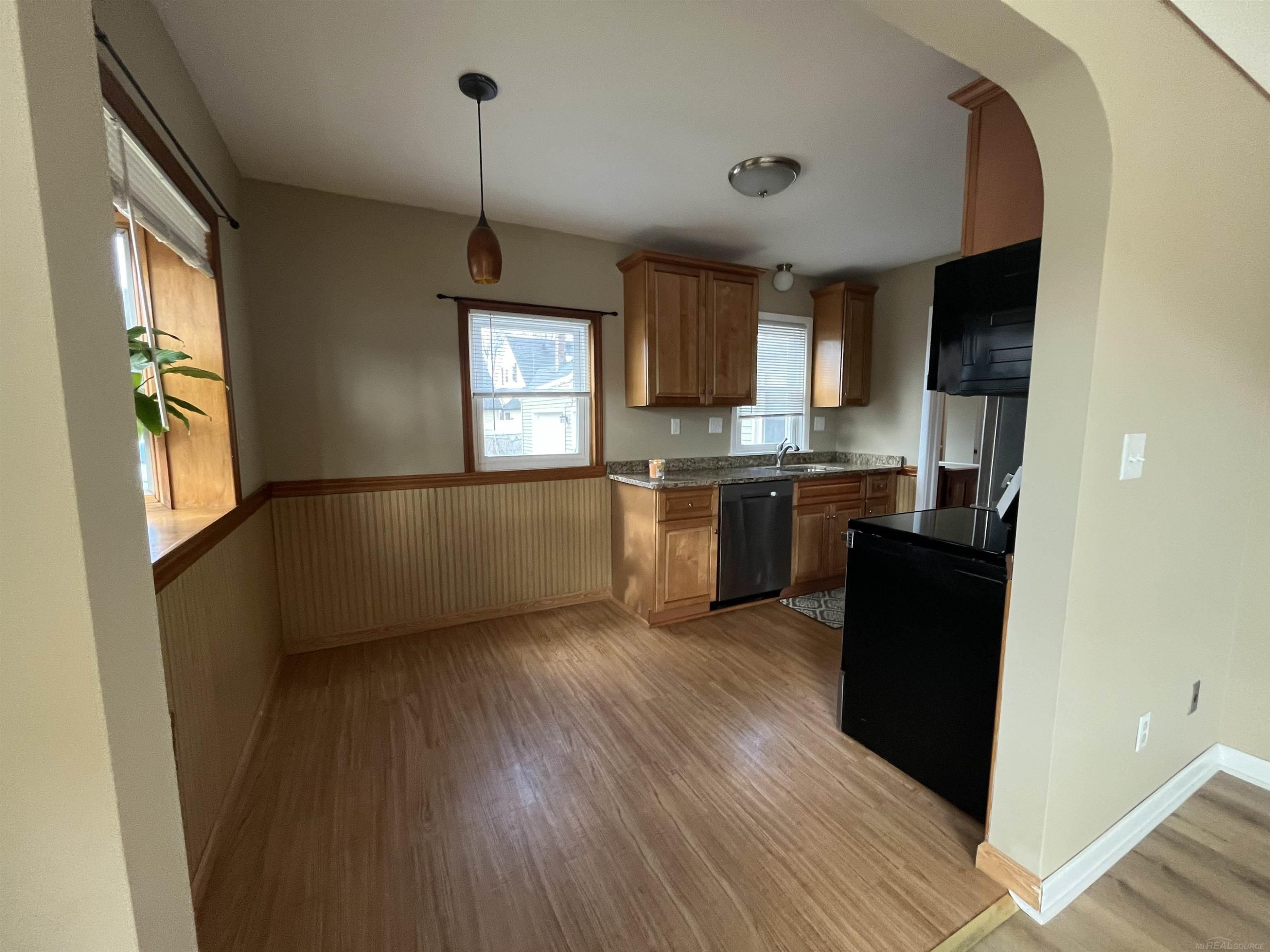 26561 Tucker Street, MI — Photo 6