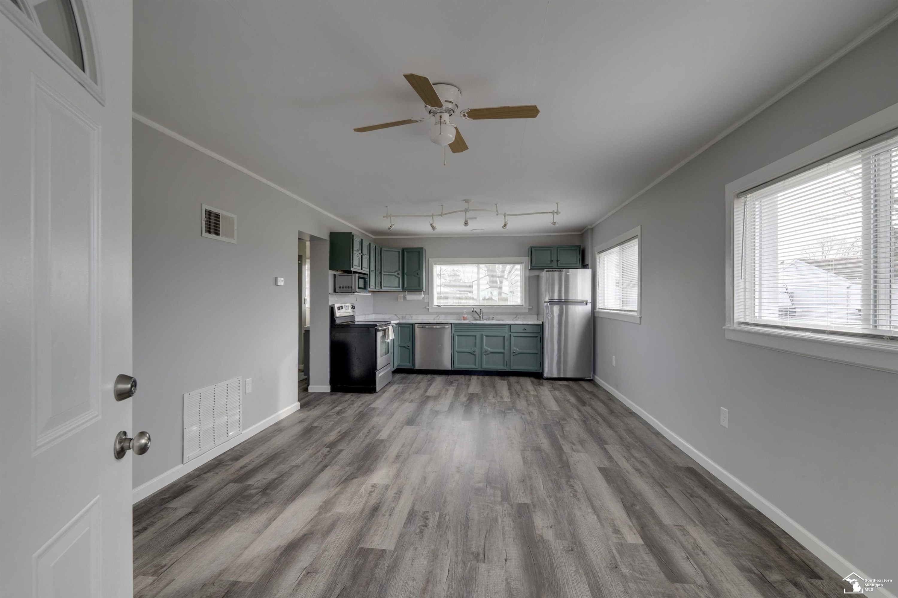 965 Streetman Street, Erie, MI — Photo 2