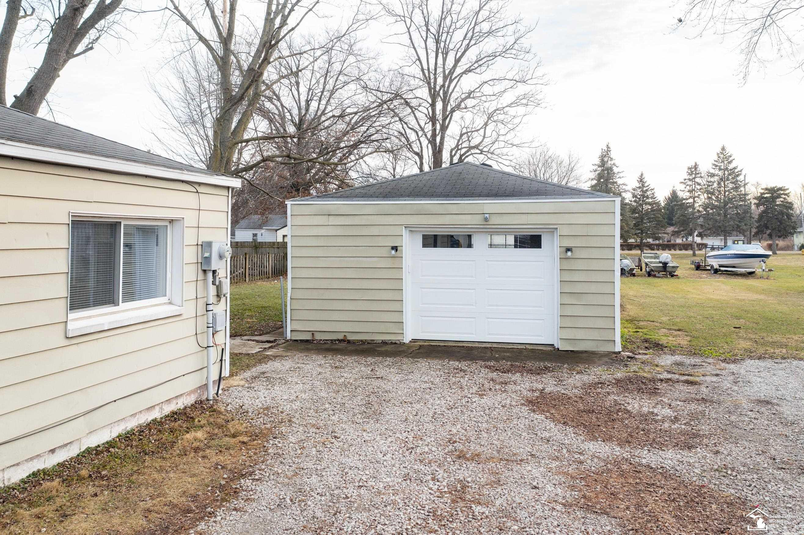 965 Streetman Street, Erie, MI — Photo 20
