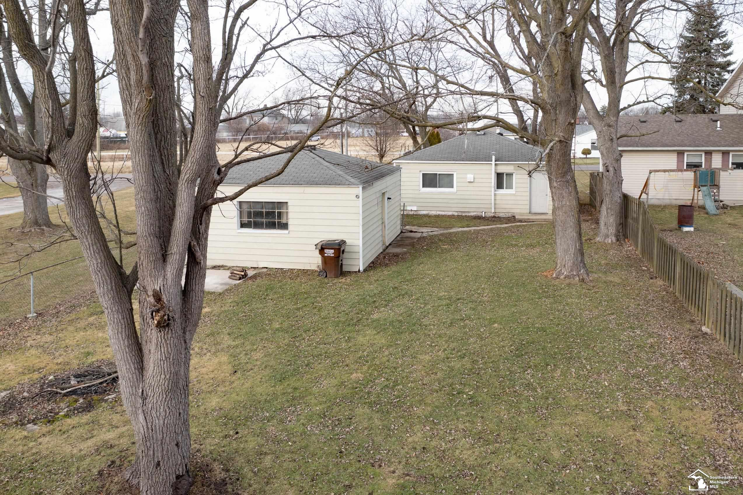 965 Streetman Street, Erie, MI — Photo 23