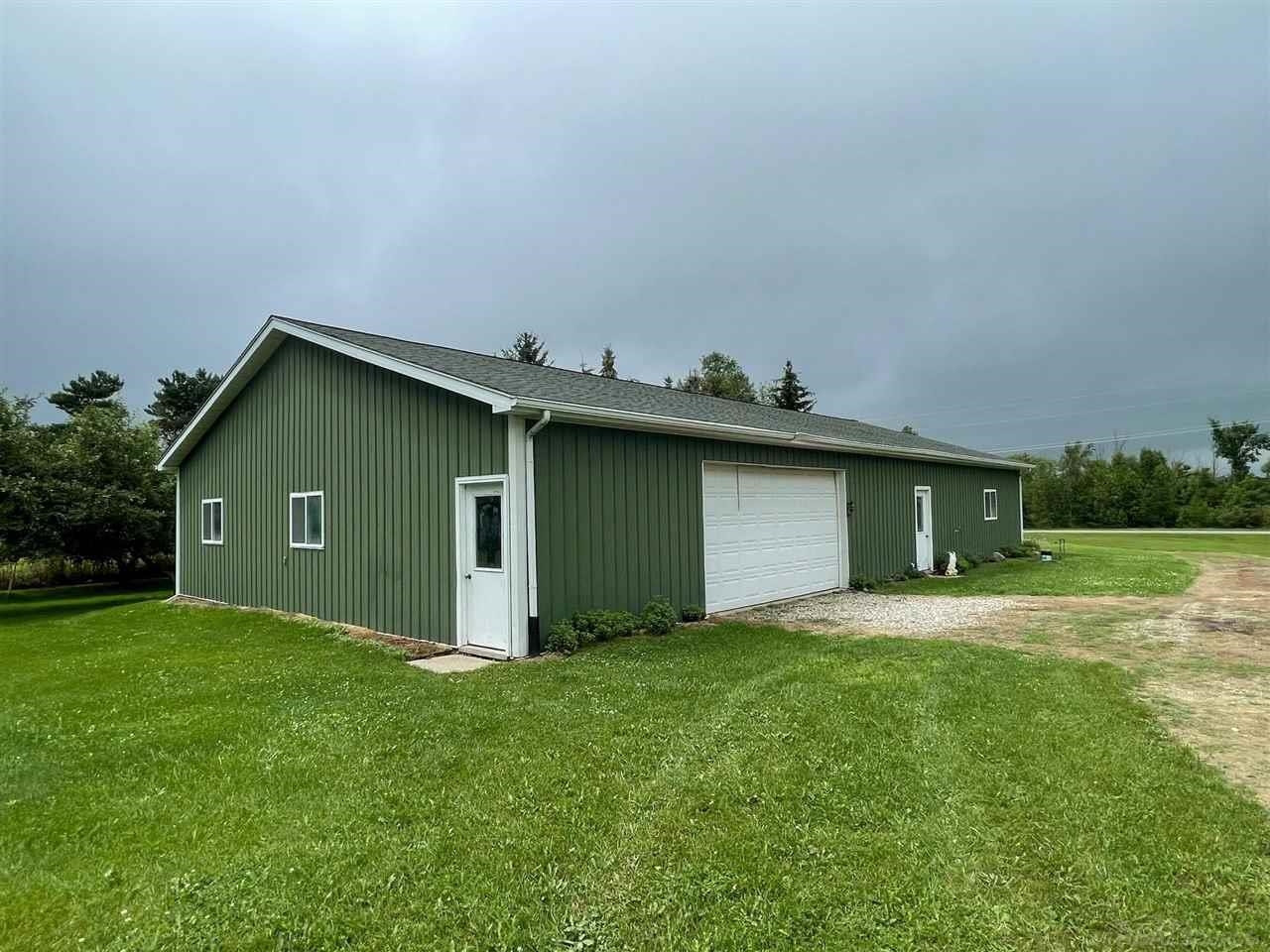 9973 Slattery Road, Clifford, MI 48727 — Photo 19