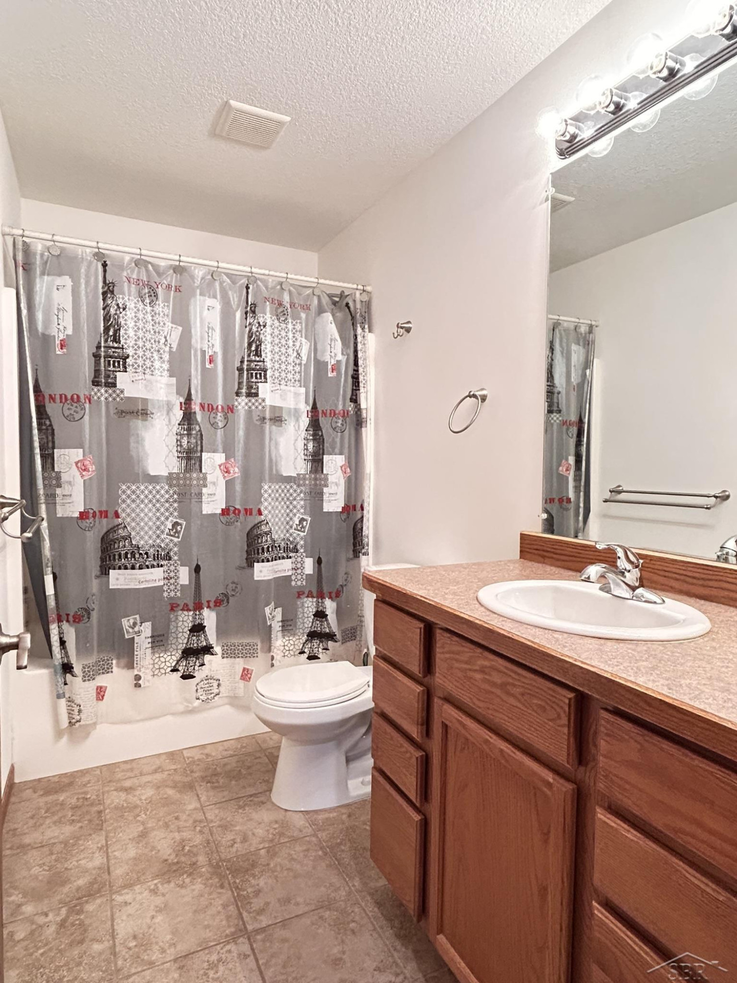 10123 Hawk Drive, Freeland, MI 48623 — Photo 17