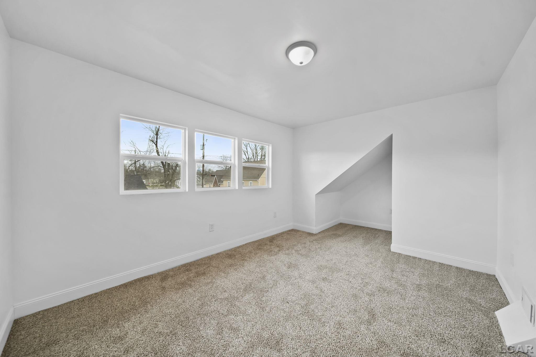 924 Frank Street, Adrian, MI 49221 — Photo 24