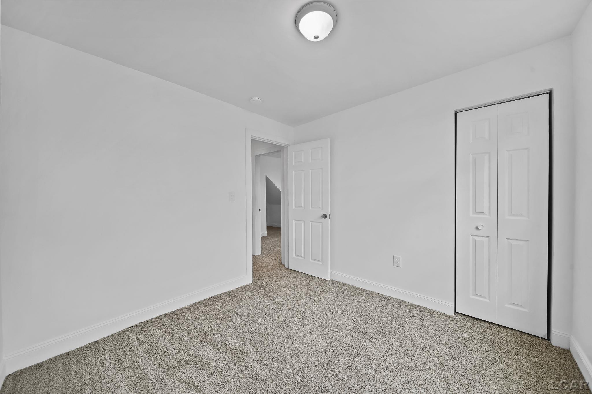 924 Frank Street, Adrian, MI 49221 — Photo 26