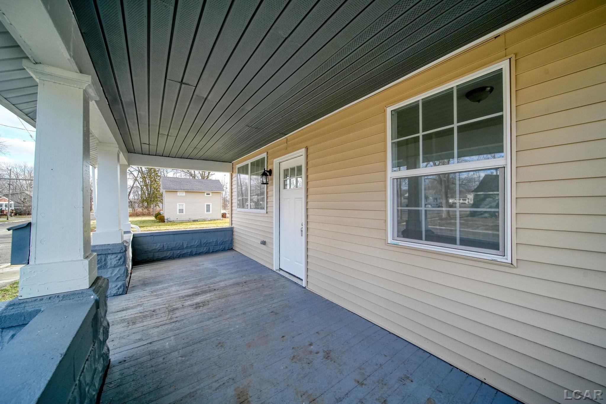 924 Frank Street, Adrian, MI 49221 — Photo 4