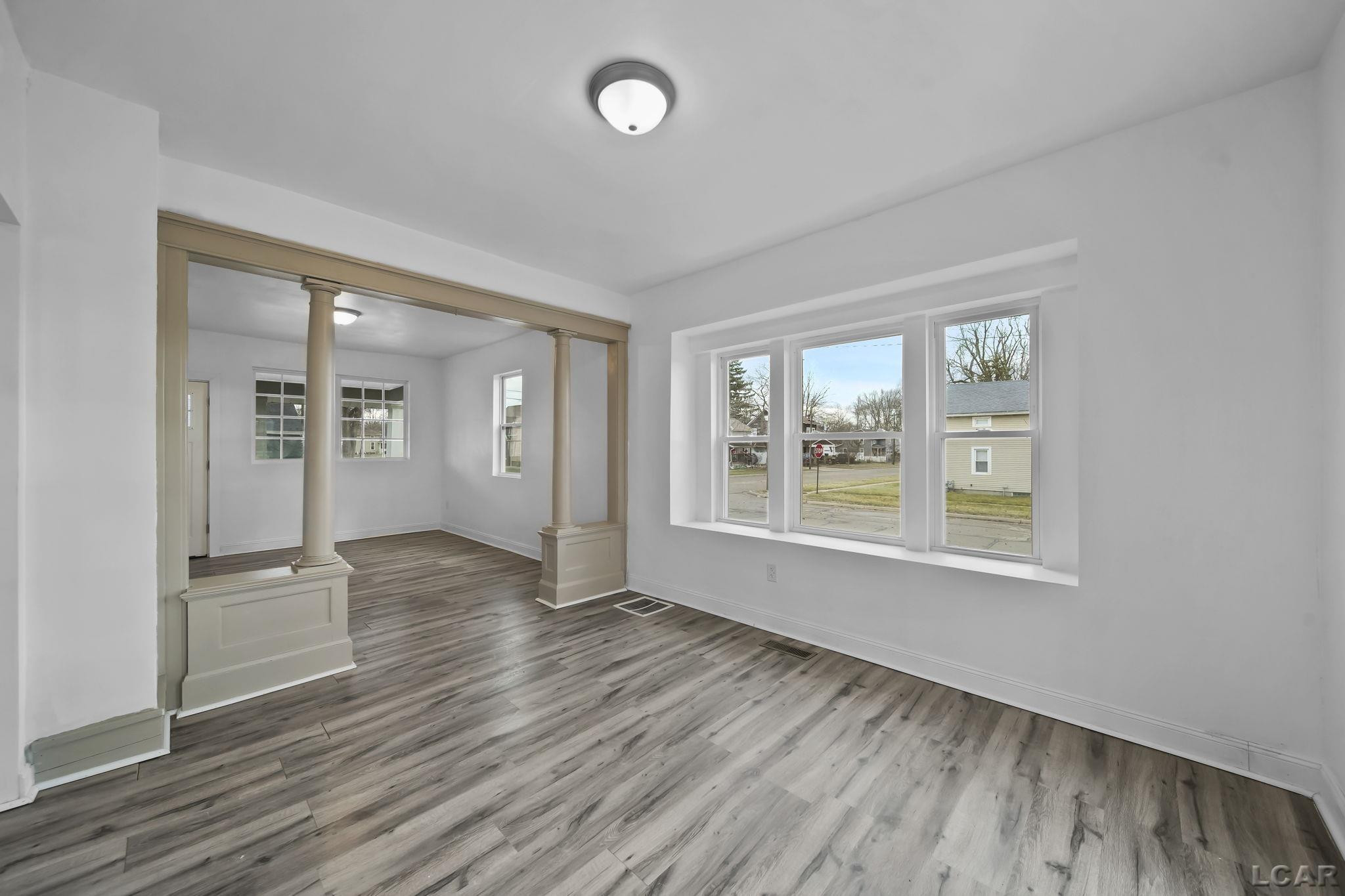 924 Frank Street, Adrian, MI 49221 — Photo 13