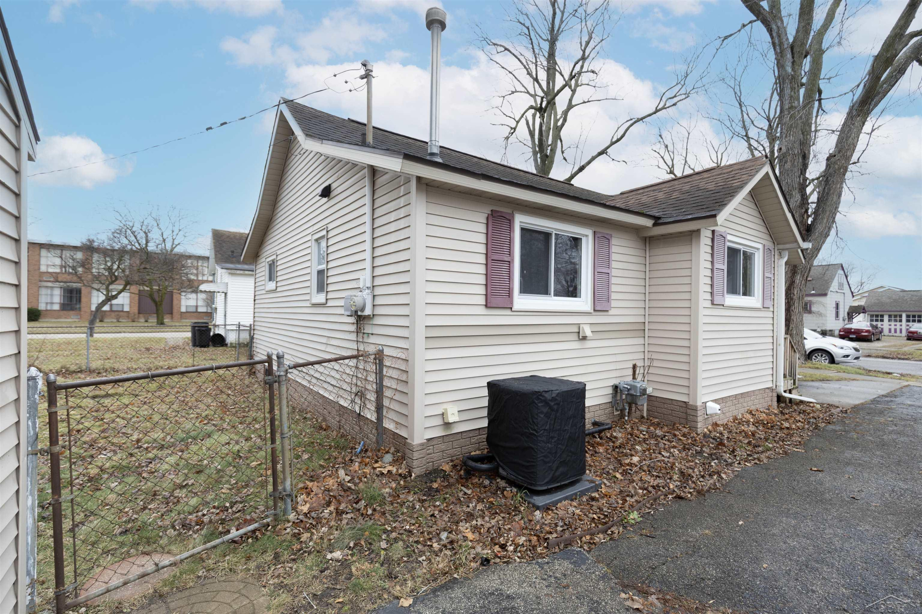 703 Main Street, Essexville, MI 48732 — Photo 4