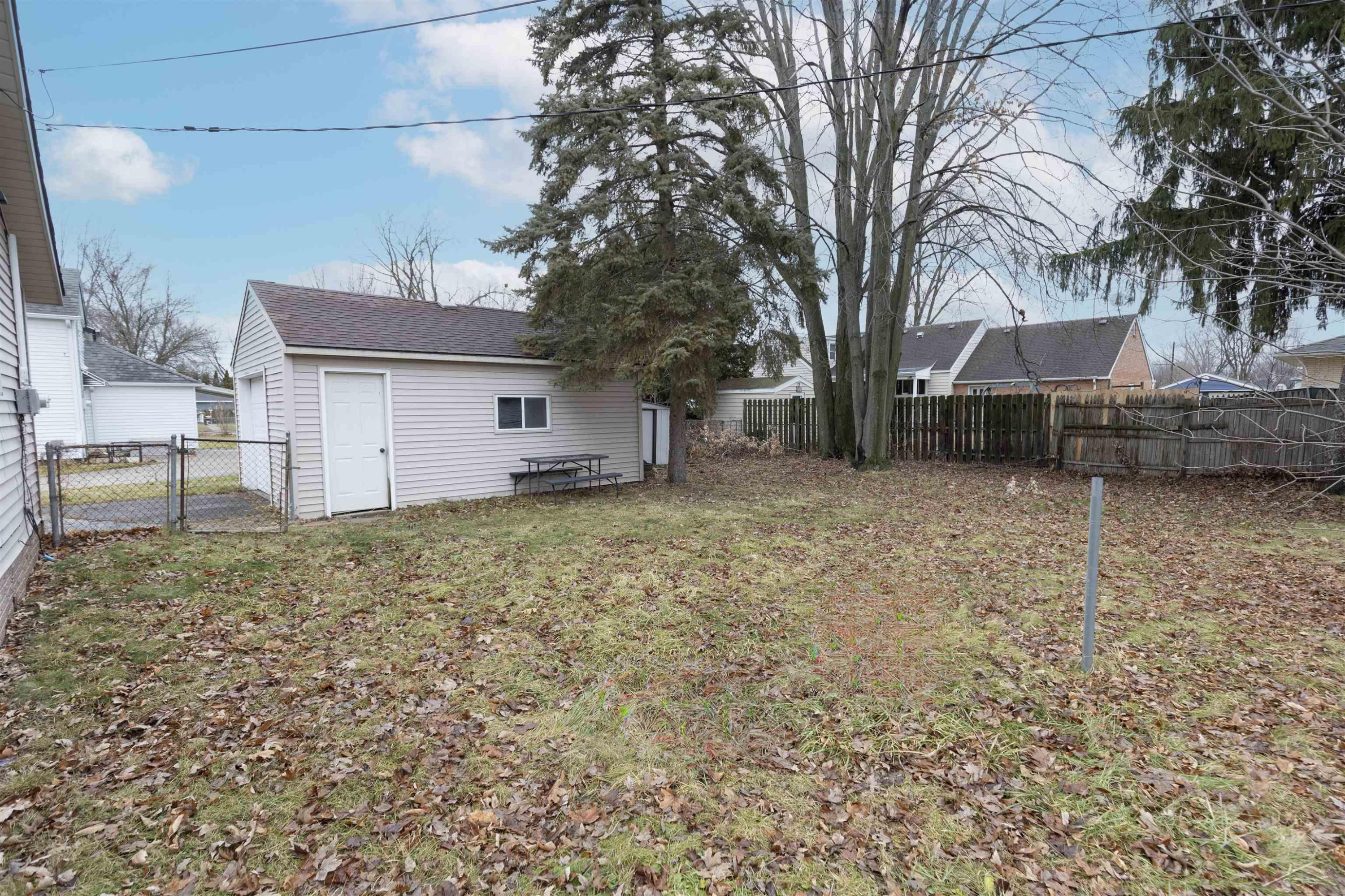 703 Main Street, Essexville, MI 48732 — Photo 30
