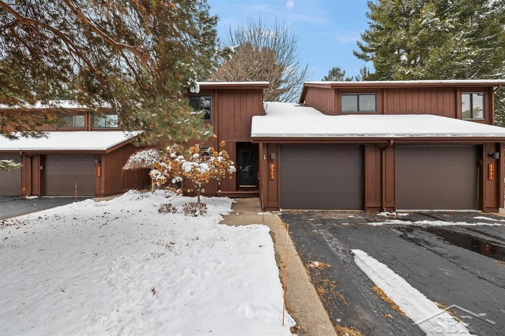4903 Grandview Circle, Midland, MI 48640 — front exterior