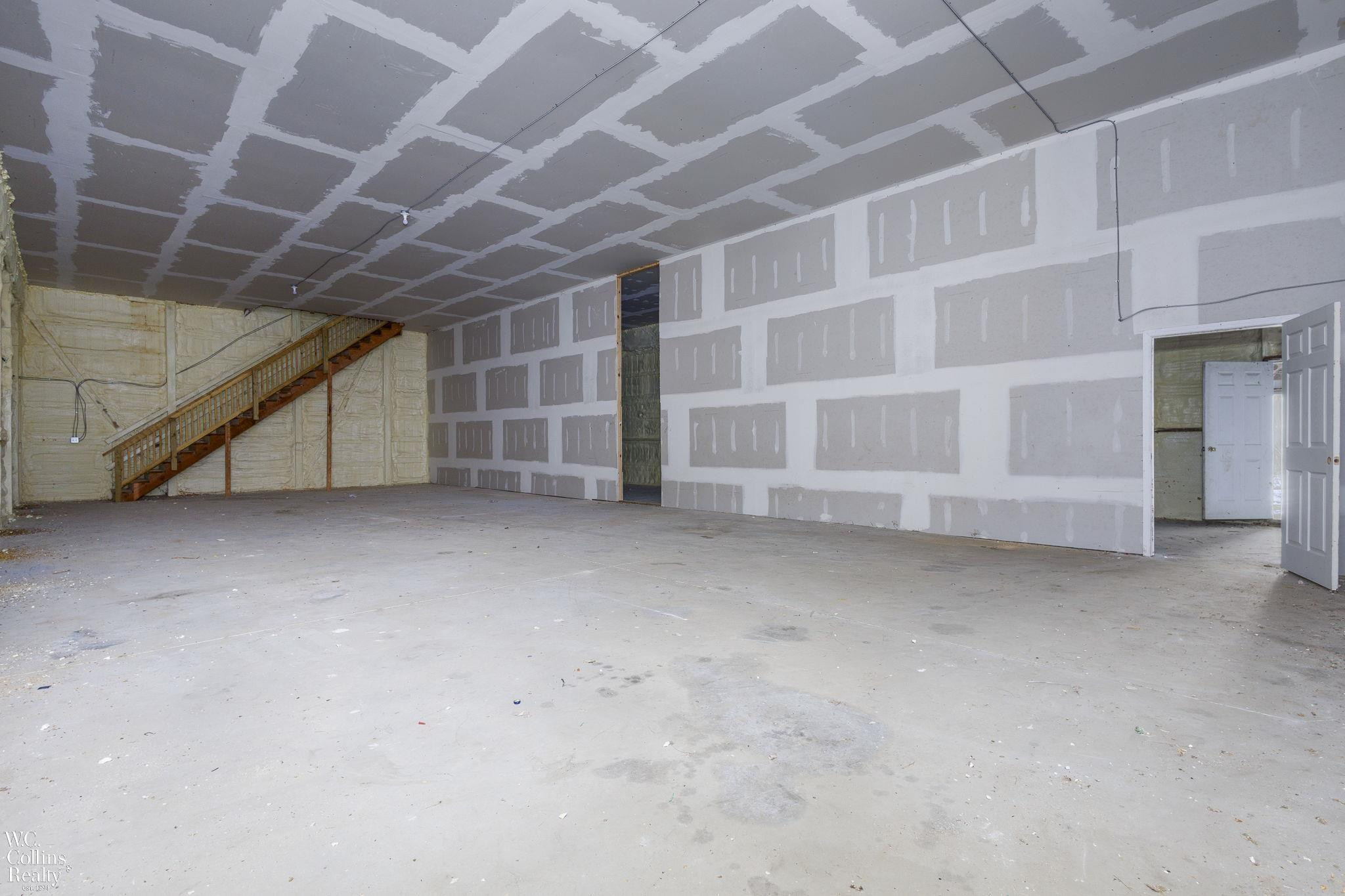 12923 Collins Road, MI 48097 — Photo 29