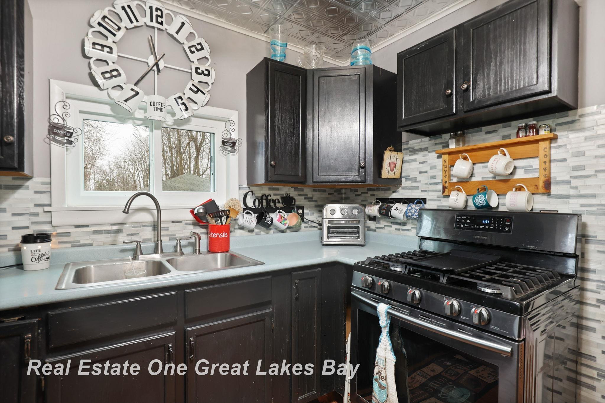 1201 Flint Street, Saint Charles, MI 48655 — Photo 15