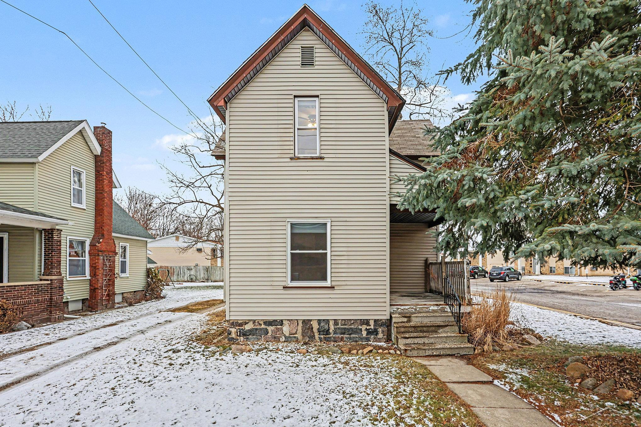 314 N Oak Street, Durand, MI 48429 — Photo 2