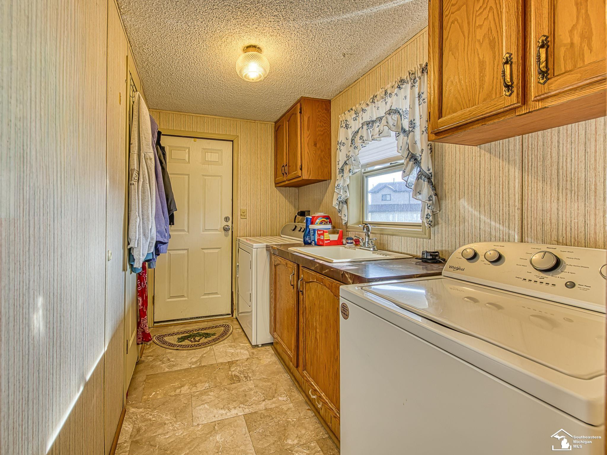 7988 Parkway Drive, Monroe, MI 48161 — Photo 14
