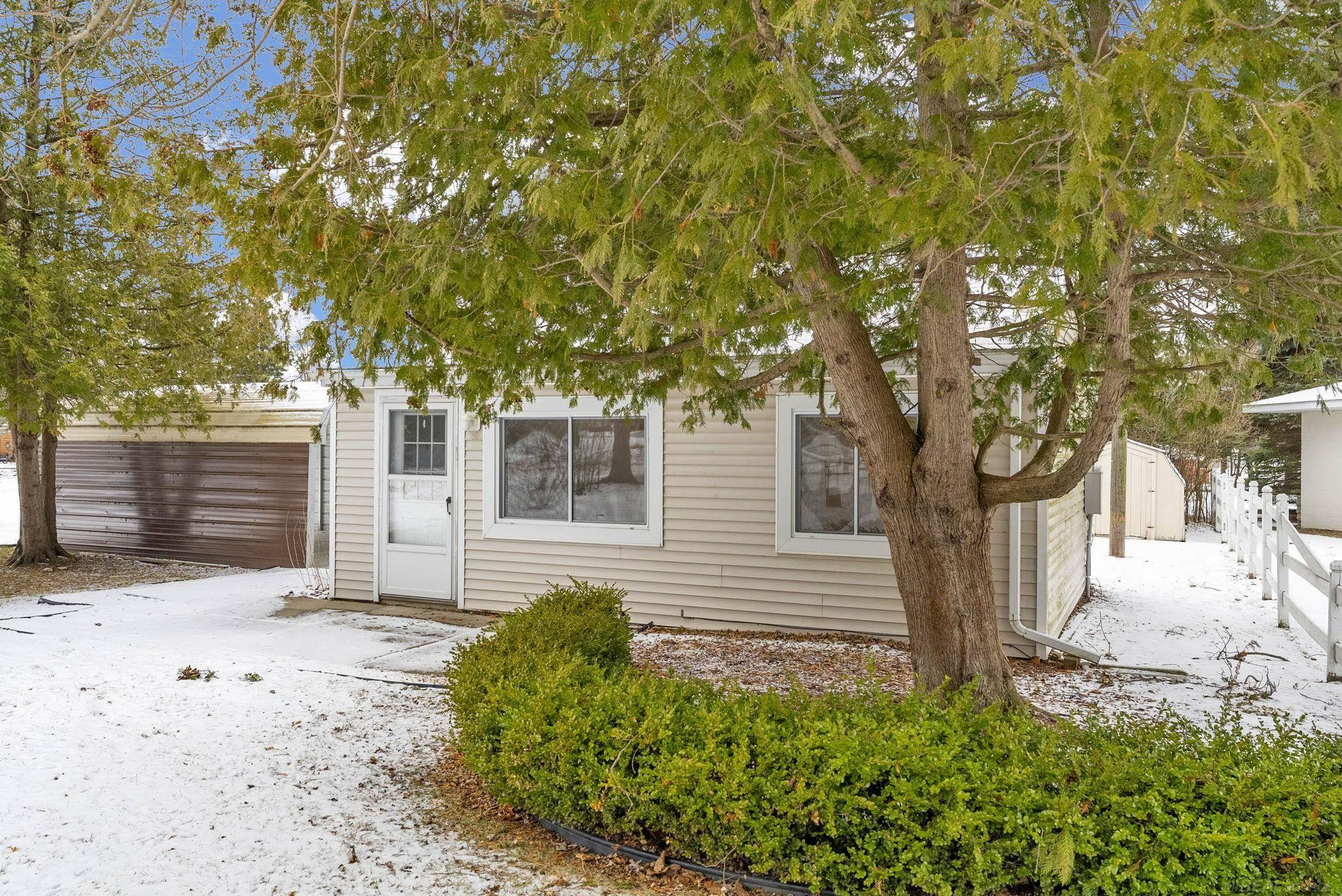 7742 Lakeview Road, Lexington, MI 48450 — Photo 5