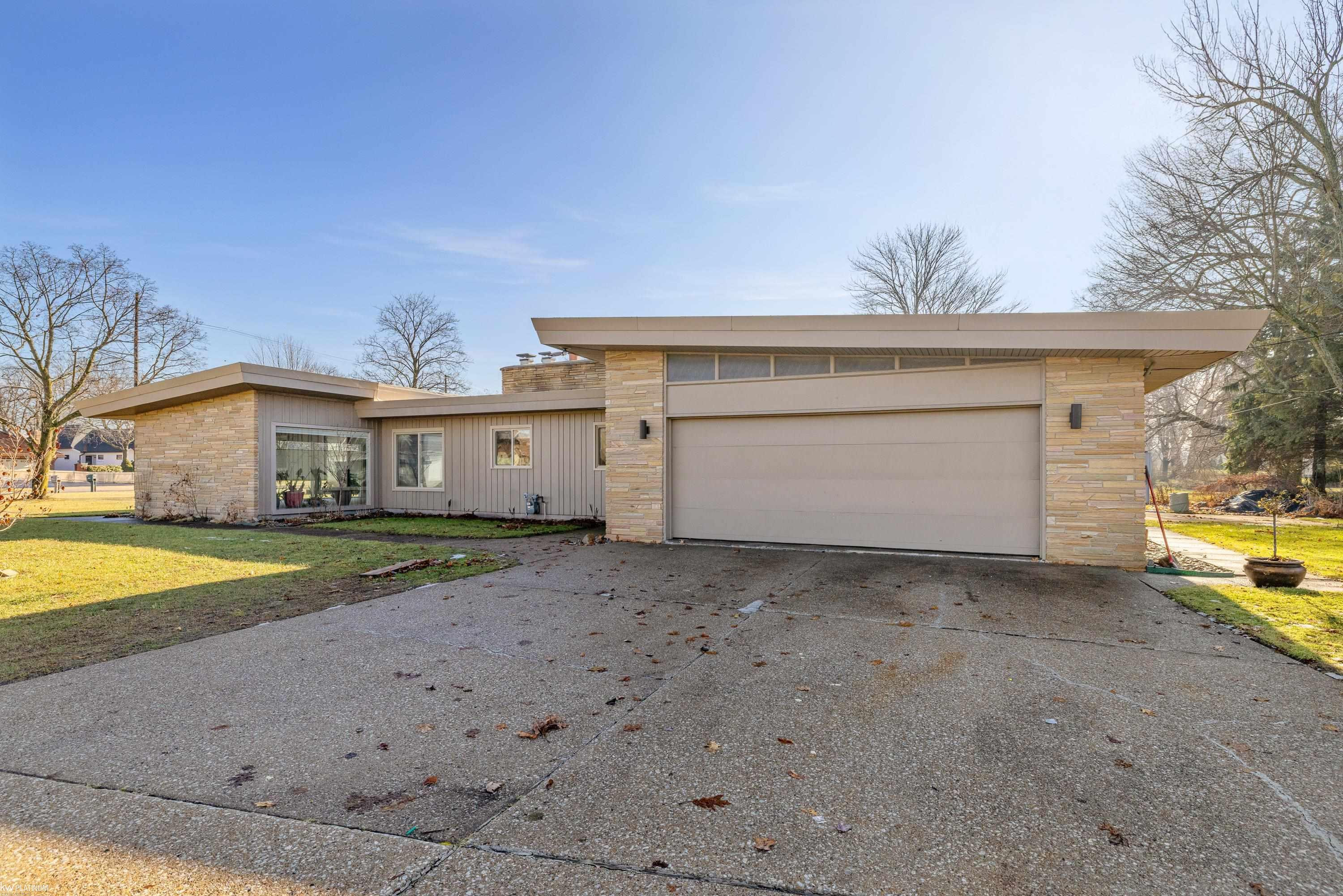 4177 Gratiot Avenue, MI 48059 — Photo 3